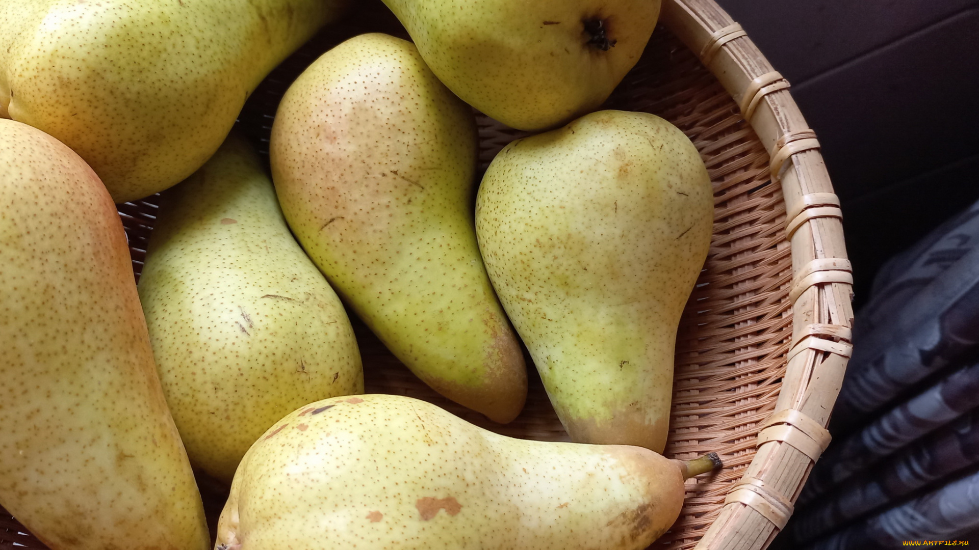 еда, груши, спелые, макро, корзинка