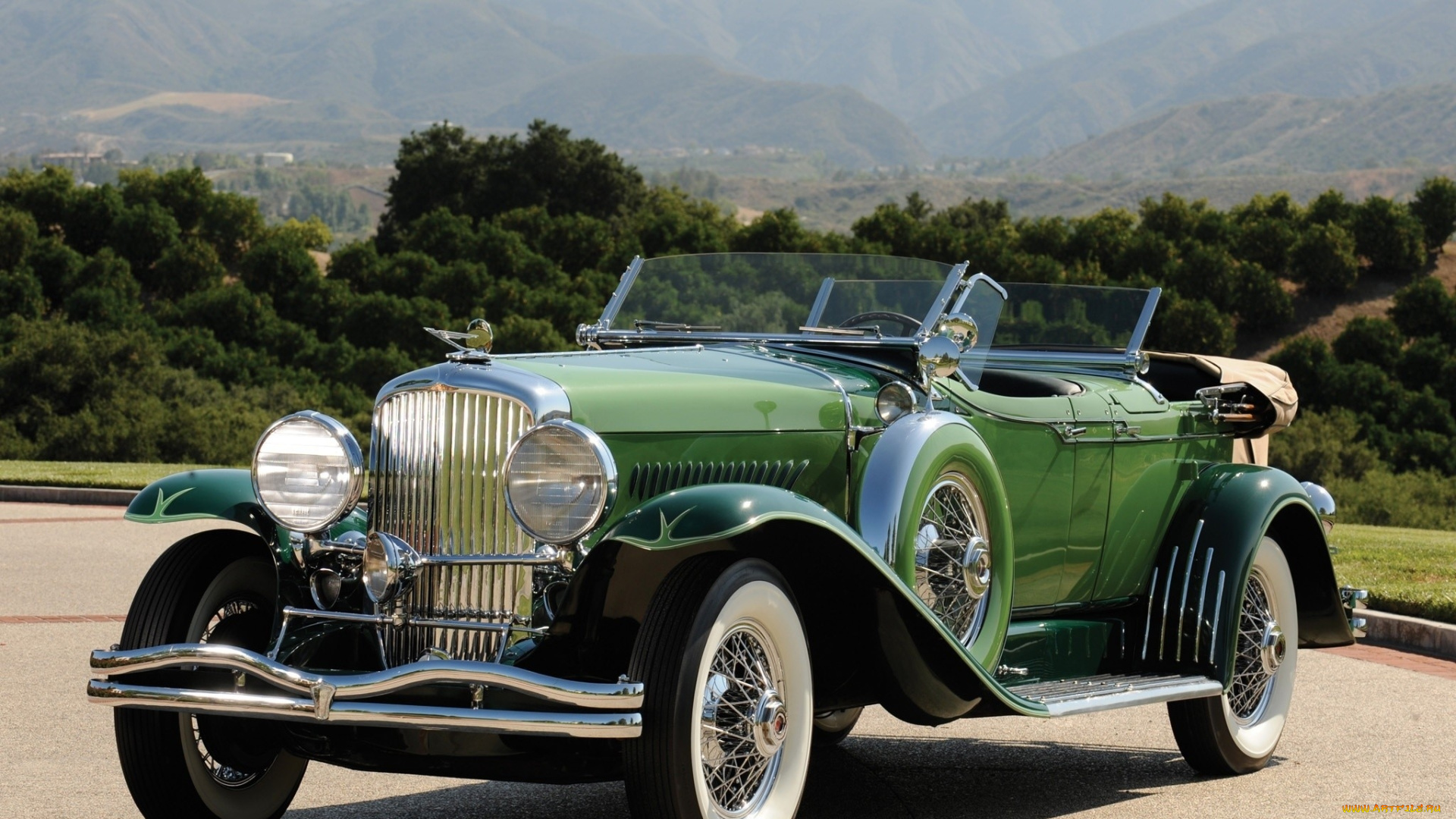 автомобили, duesenberg, ретро, автомобиль, горы, деревья, дорога, небо