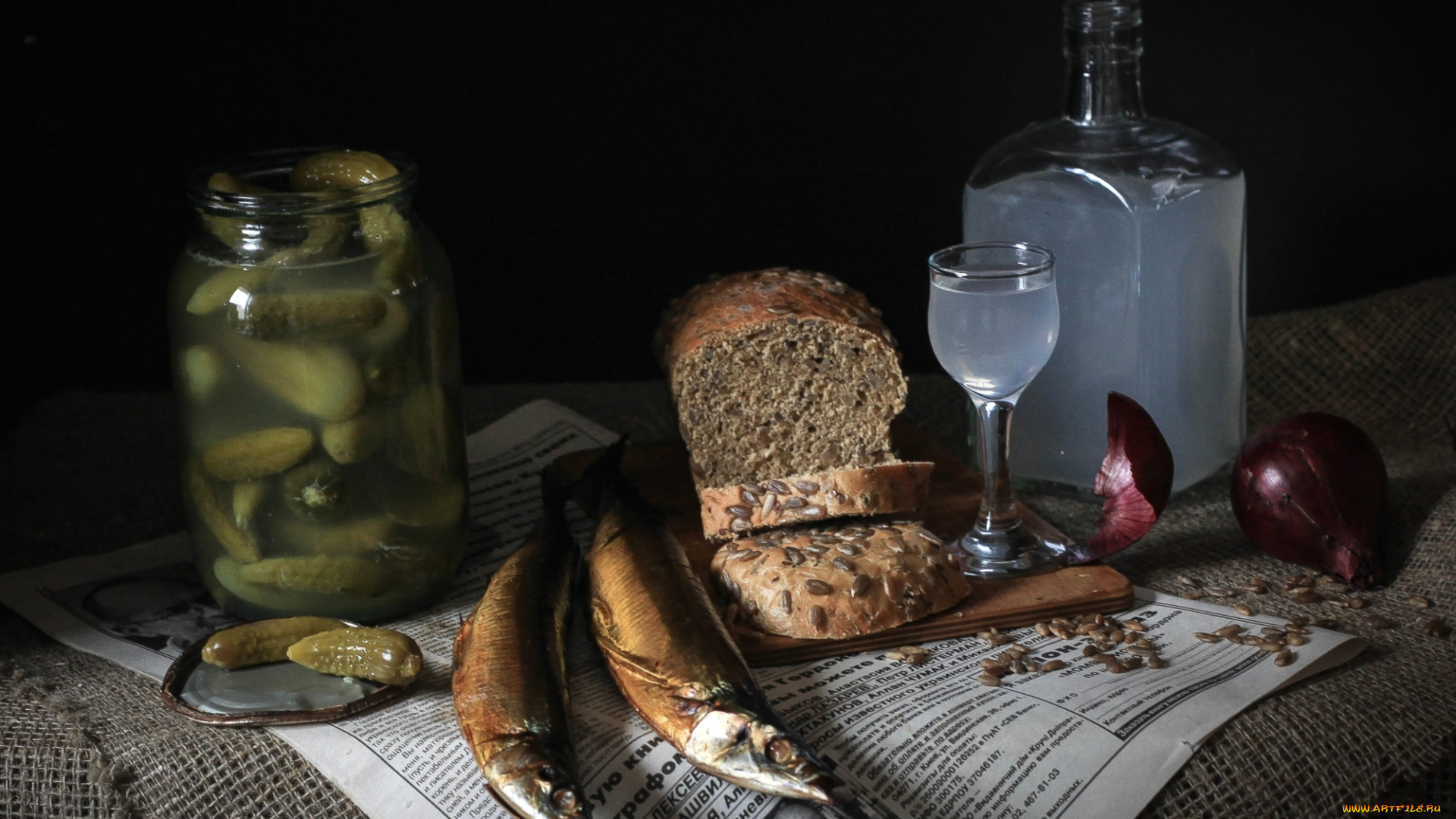 еда, натюрморт, сельдь, самогон, хлеб, огурцы