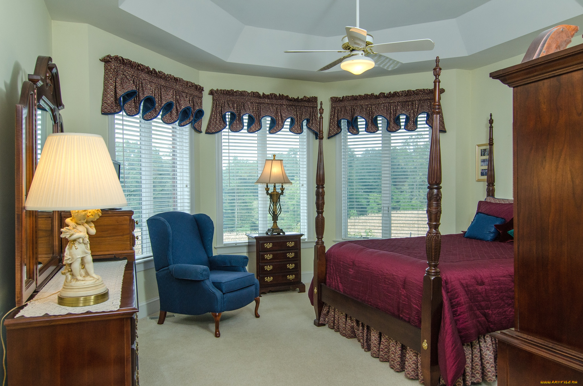 интерьер, спальня, кресло, шторы, кровать