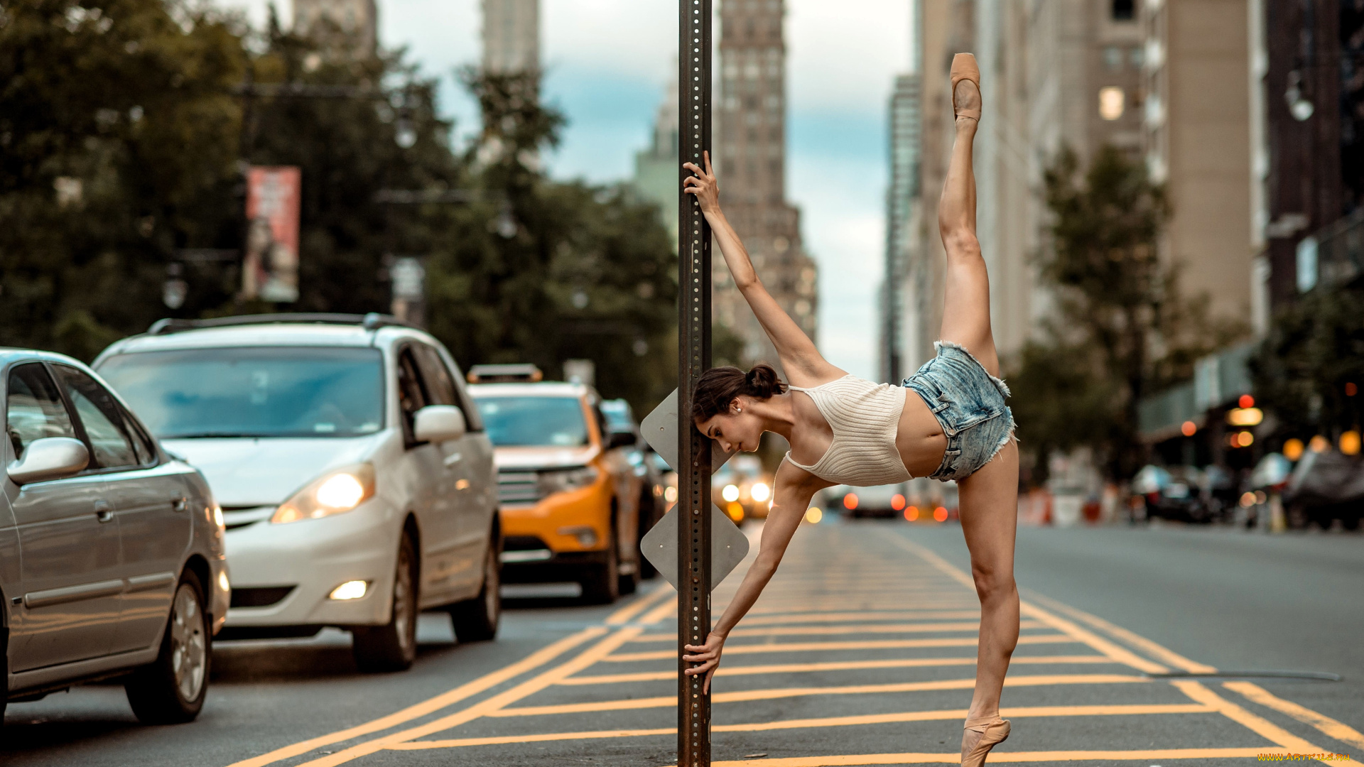 девушки, -, брюнетки, , шатенки, балерена, шатенка, топ, шорты, пуанты, город, транспорт, улицы