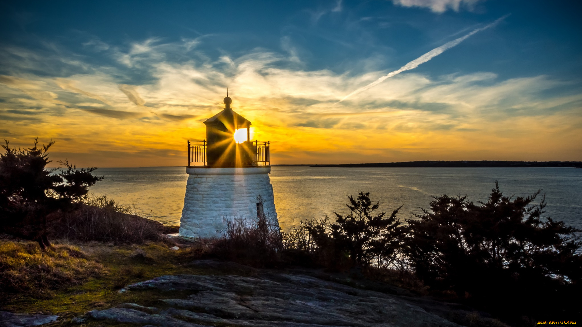 природа, маяки, вечер, лучи, солнце, тучи, маяк, океан