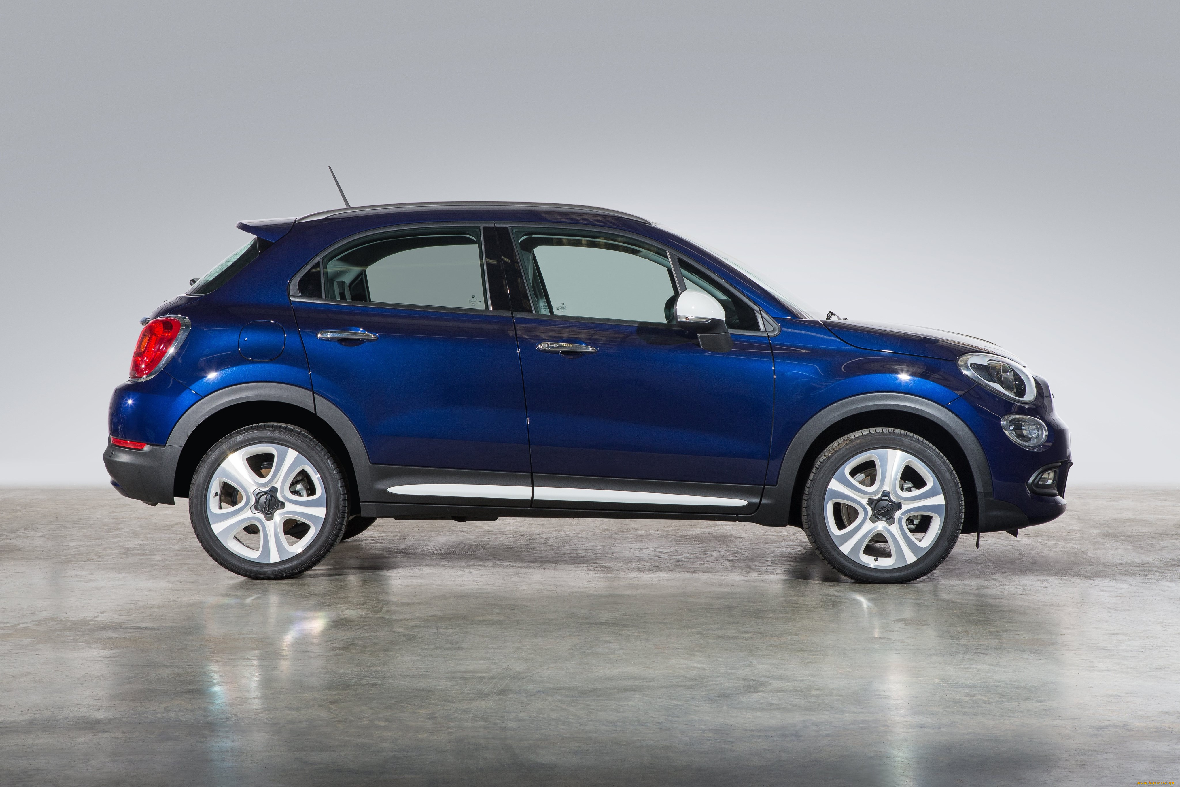 автомобили, fiat