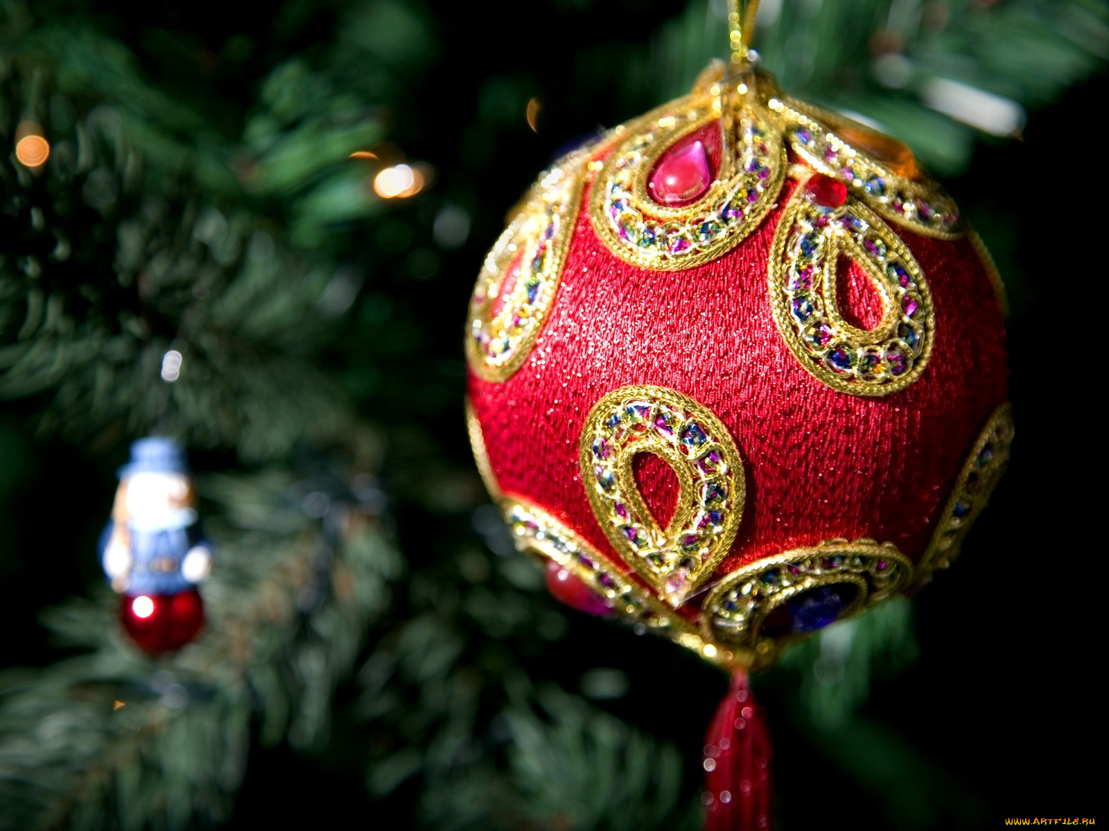 праздничные, шарики