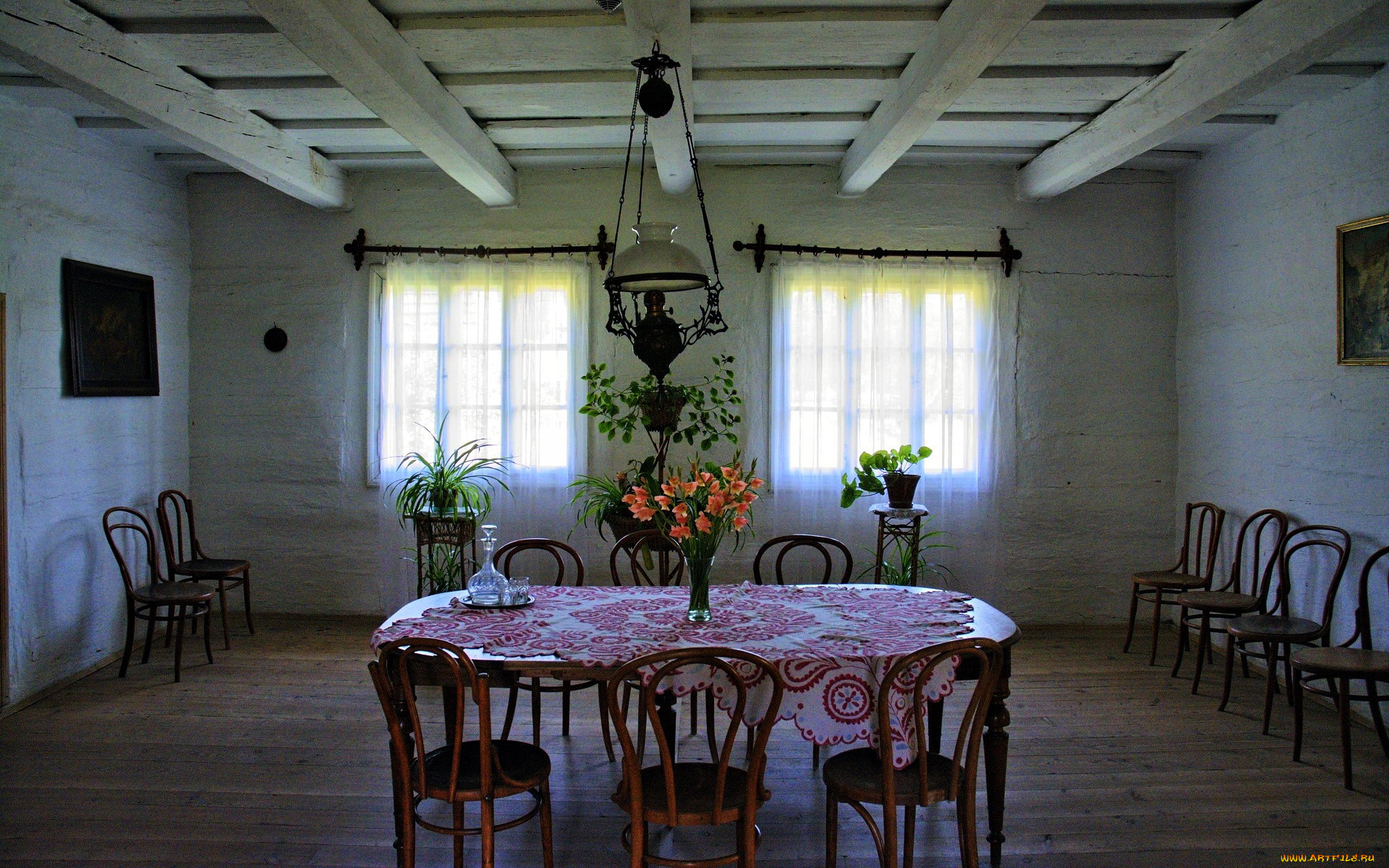 интерьер, столовая, стулья, скатерть, стол