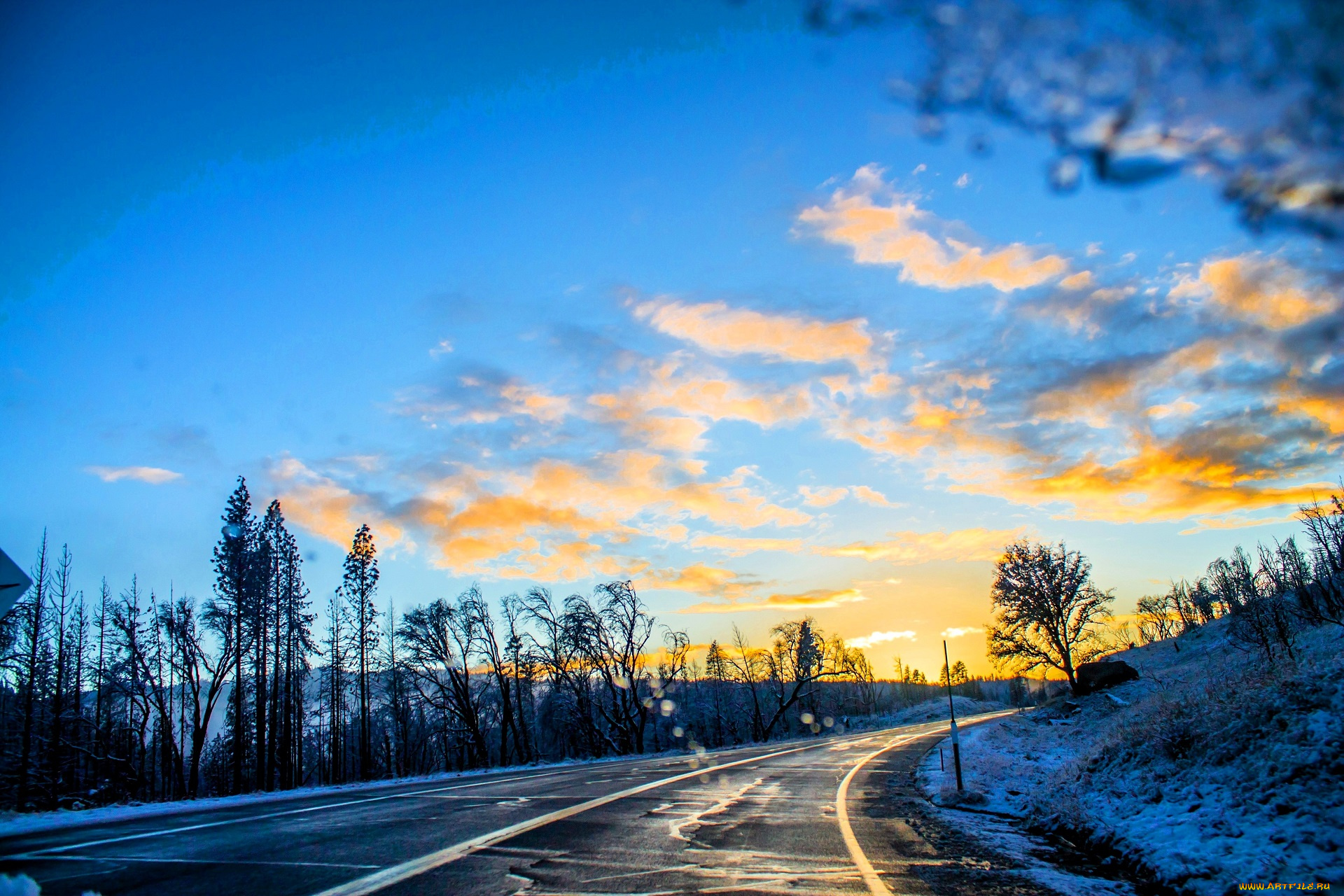 природа, дороги, небо, облака, горы, дорога, деревья, снег, зима