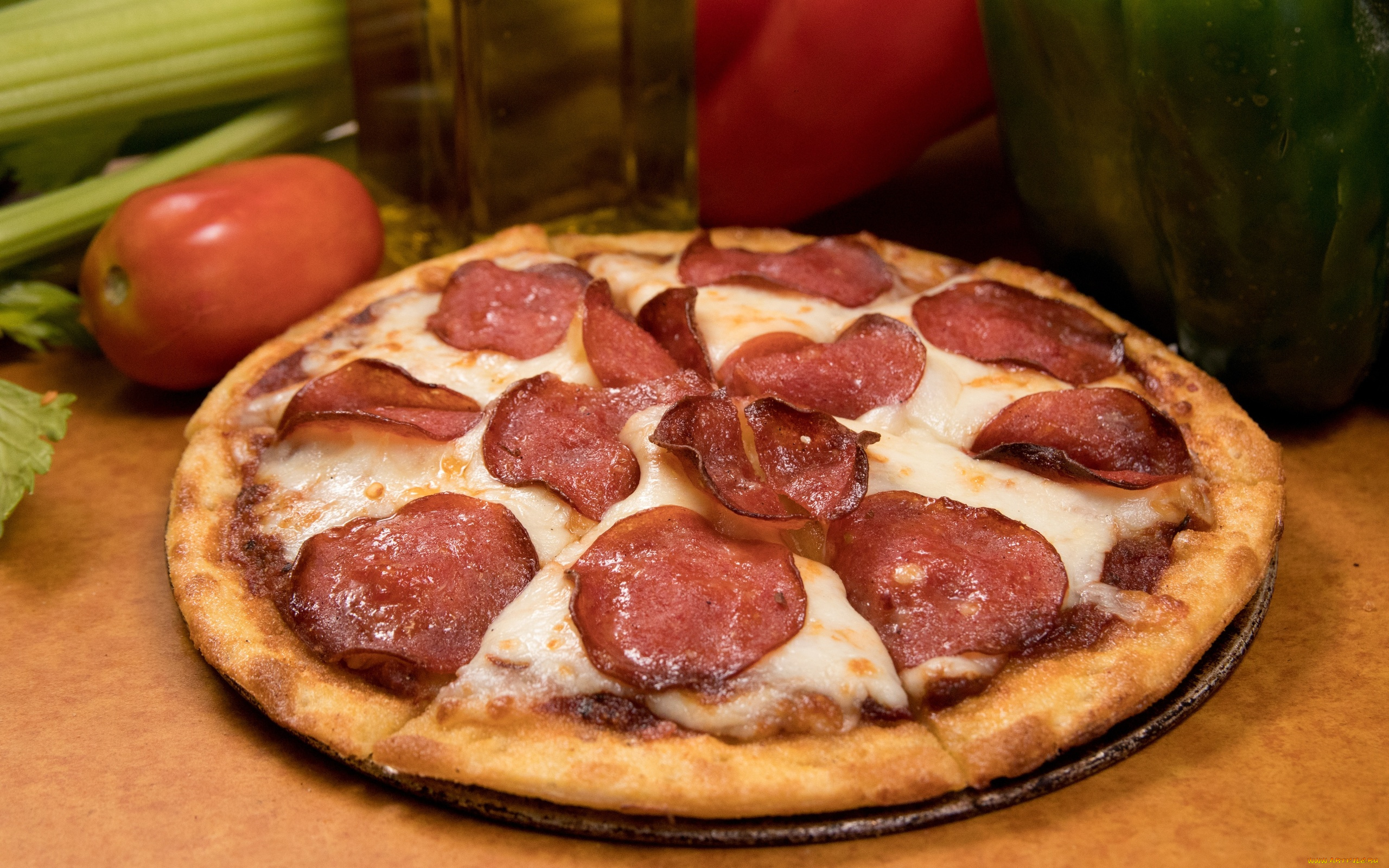 еда, пицца, помидор, колбаса