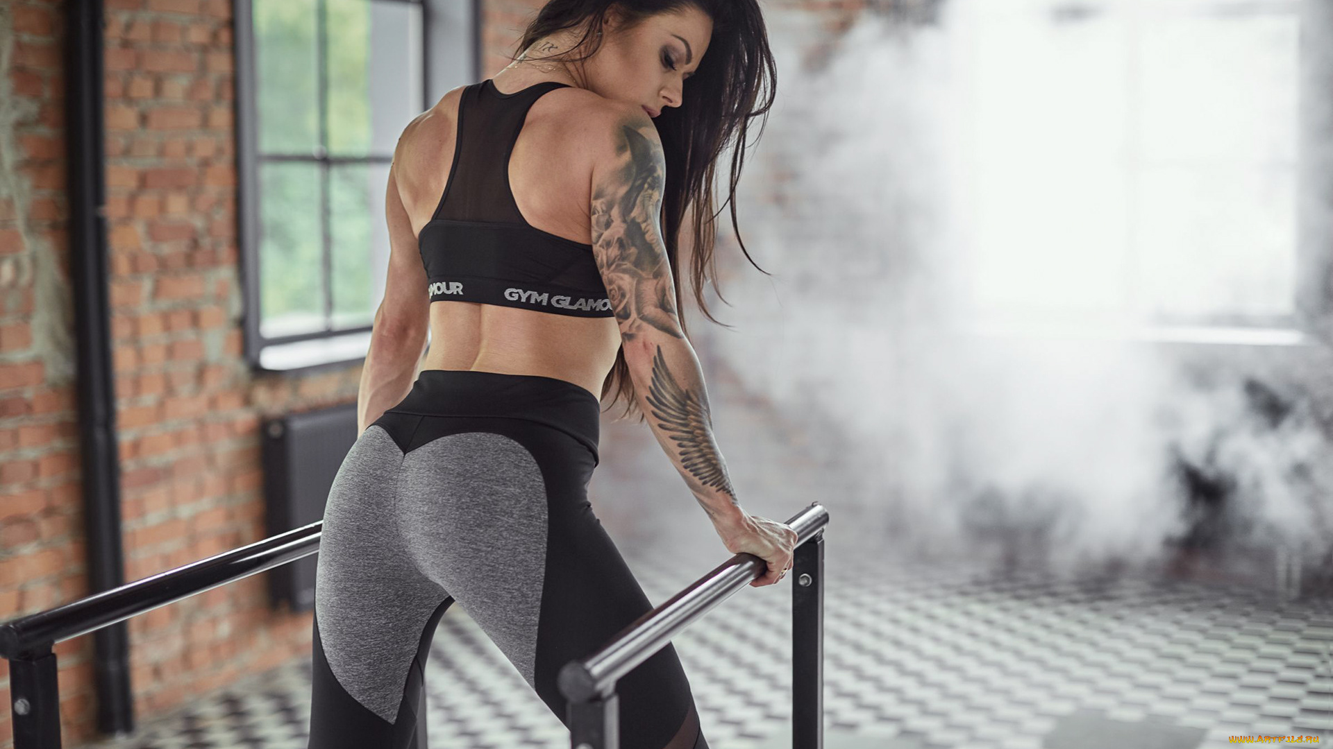 спорт, фитнес, стройная, модель, девушка, брюнетка, мышцы, поза, подтянутая, тренировка, красотка