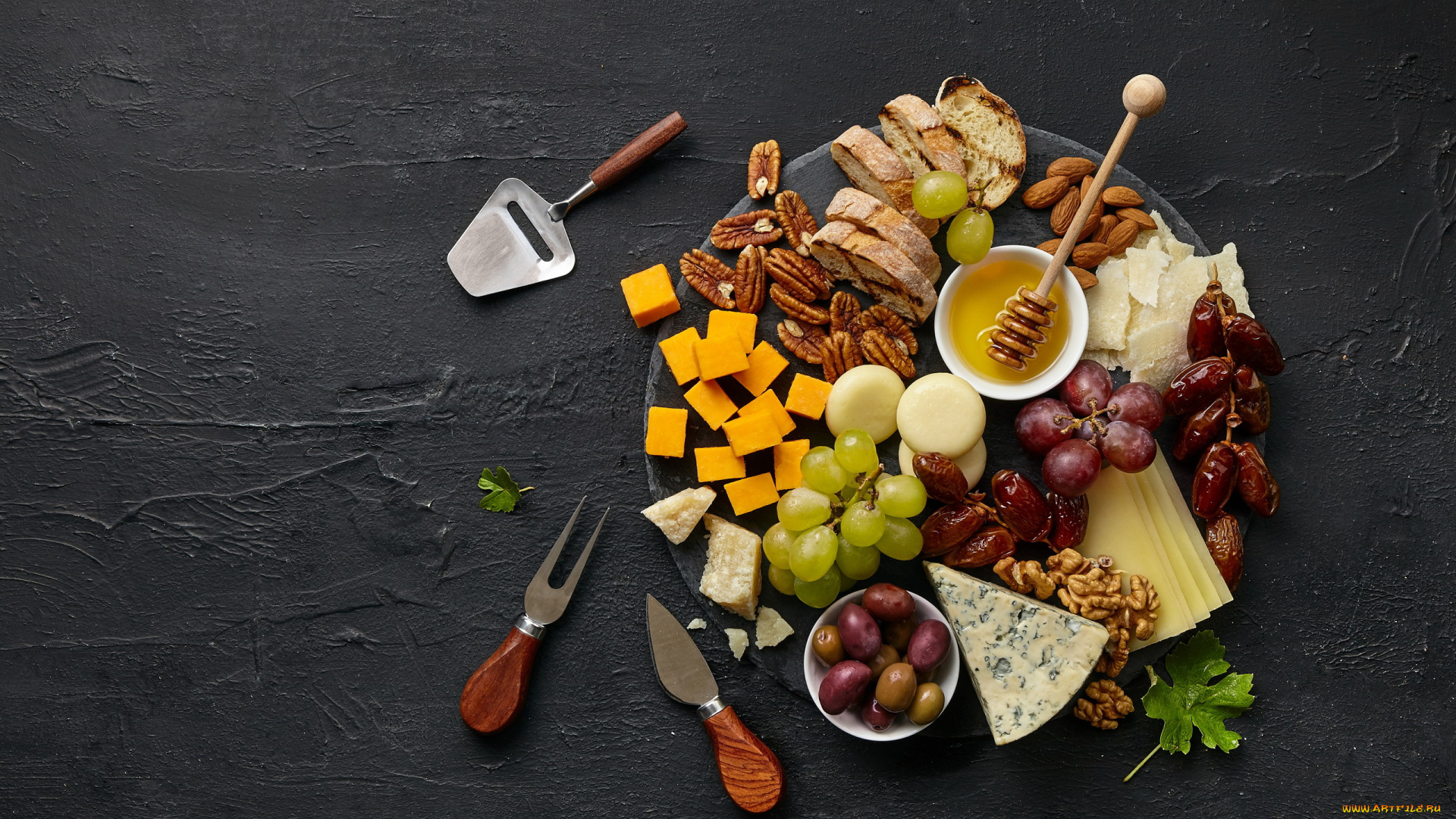 еда, разное, оливки, сыр, виноград, финики, мед
