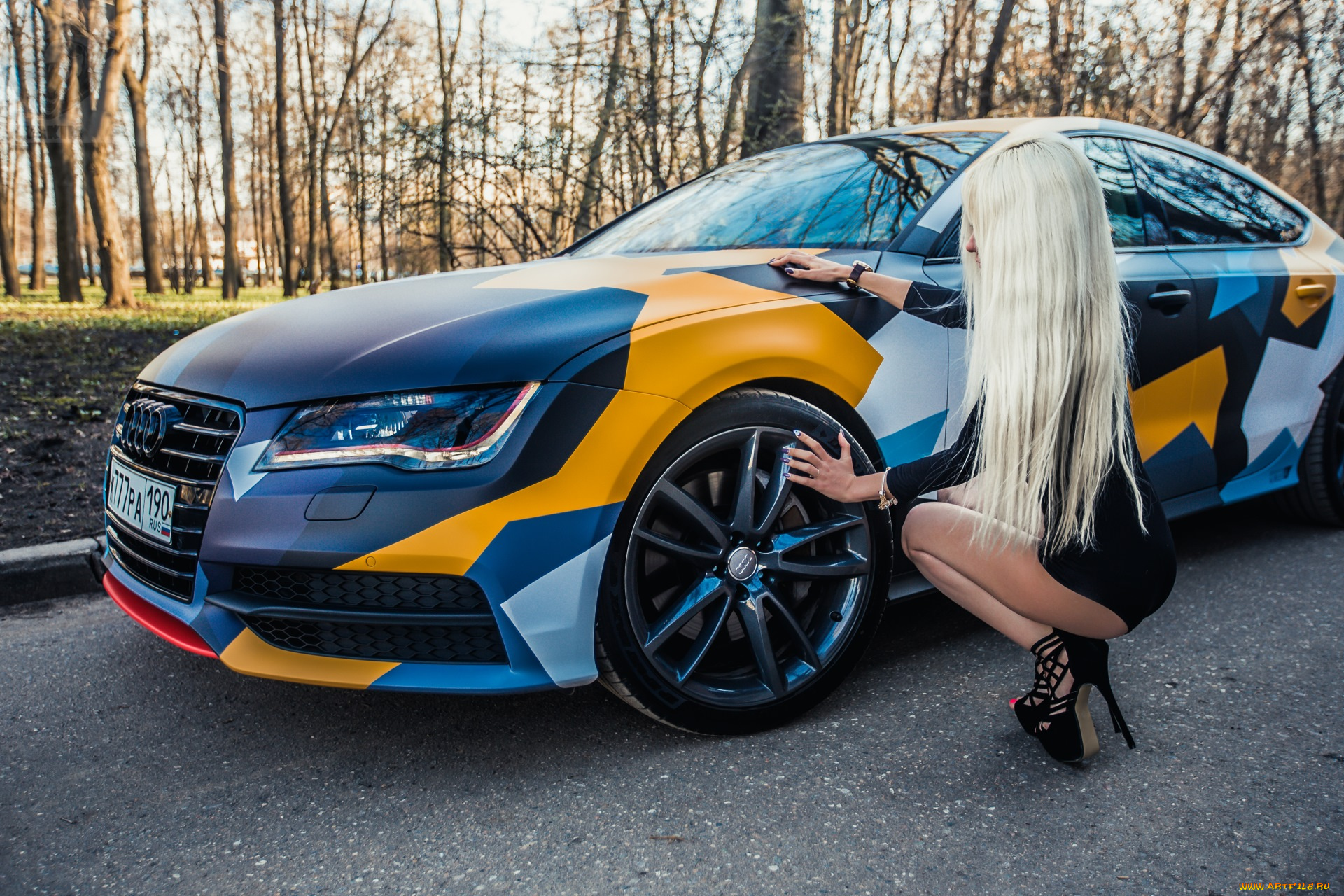 девушка, и, авто, автомобили, -авто, с, девушками, девушка, женщина, блондинка, светловолосая, сексуальная, модель, звезда, позирует, разная, обувь, верхняя, стильная, одежда, нижнее, эротическое, бельё, трусы, лифчик, колготки, чулки, аксессуары, макияж, и, множество, элементов, на, фотографии