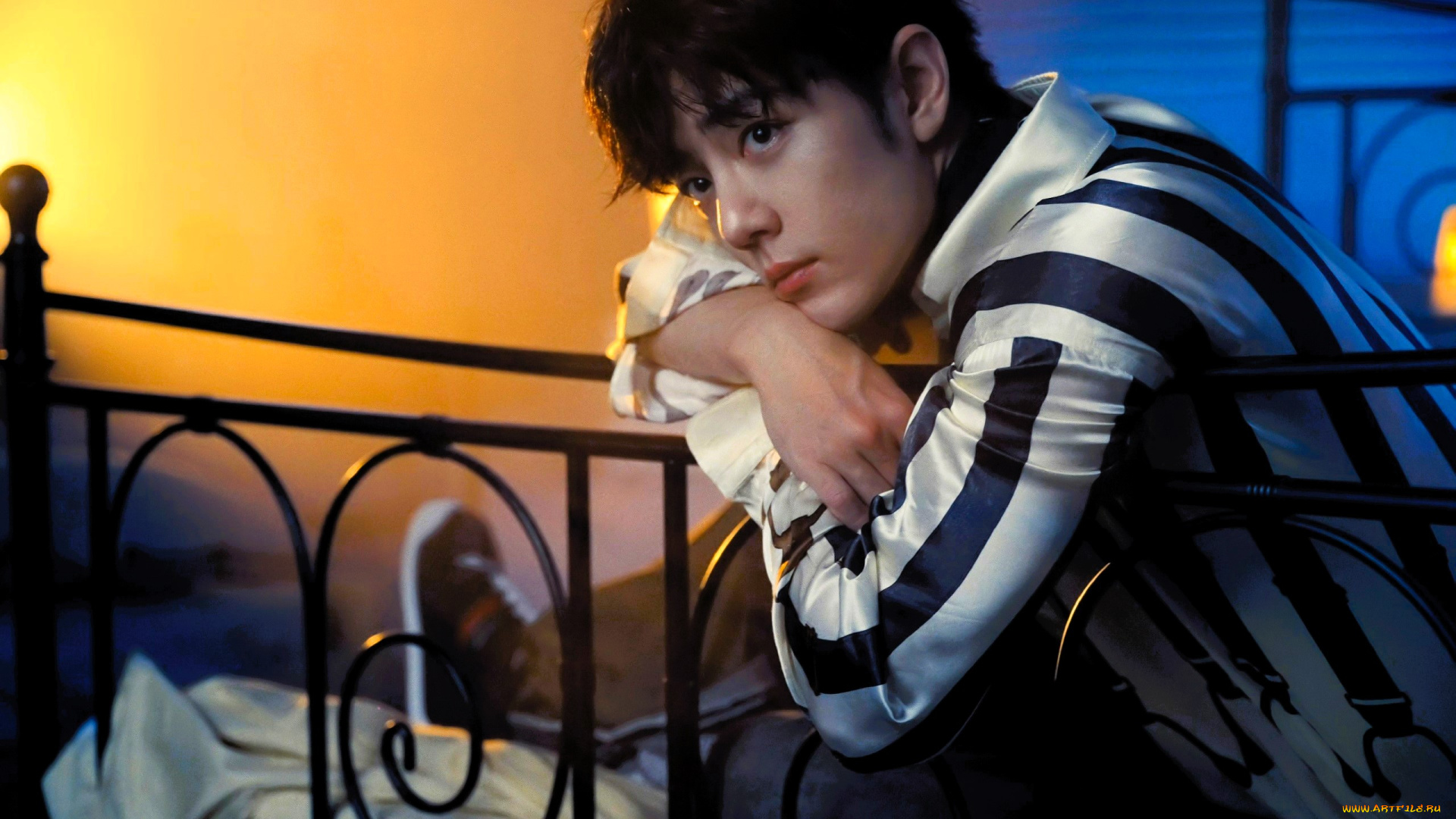 мужчины, xiao, zhan, актер, рубашка, полоски, кровать