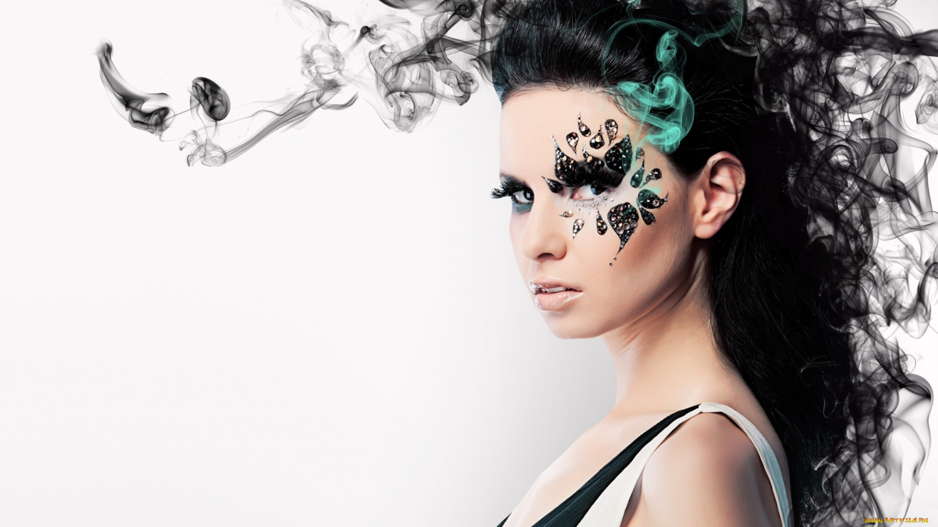 девушки, -unsort, , креатив, девушка, лицо, взгляд, макияж, губы, волосы, дым, абстракция, белый, фон