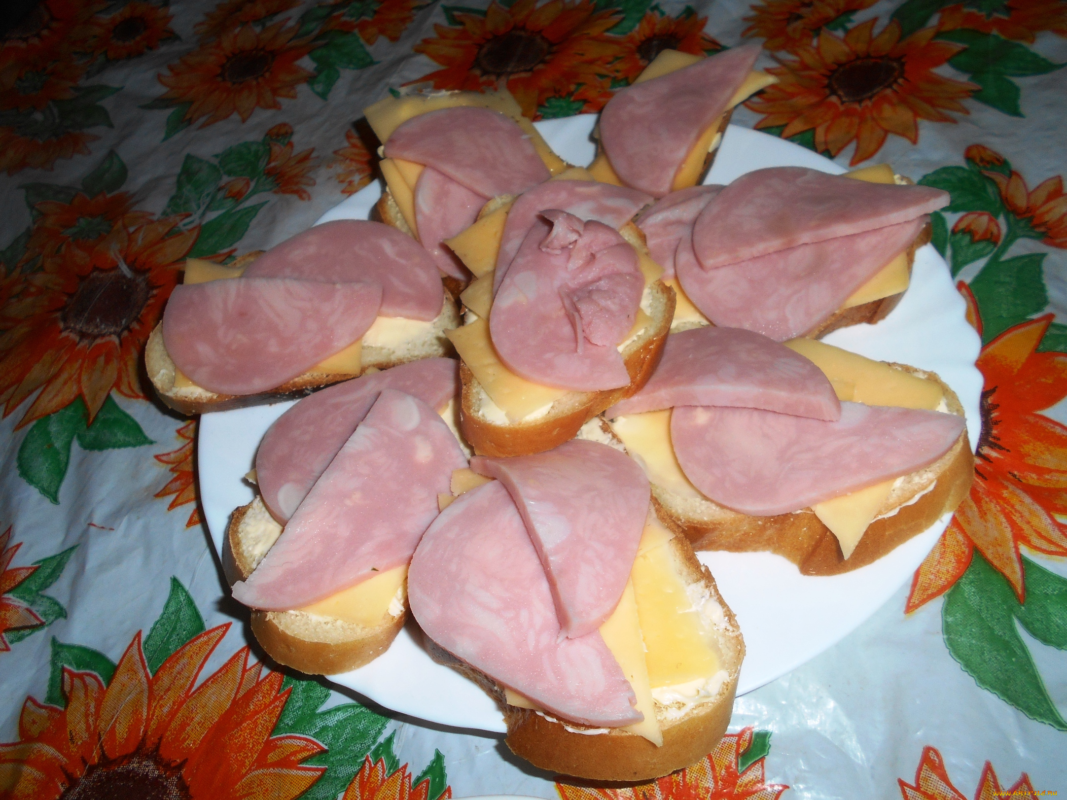 еда, бутерброды, , гамбургеры, , канапе, хлеб, колбаса, сыр