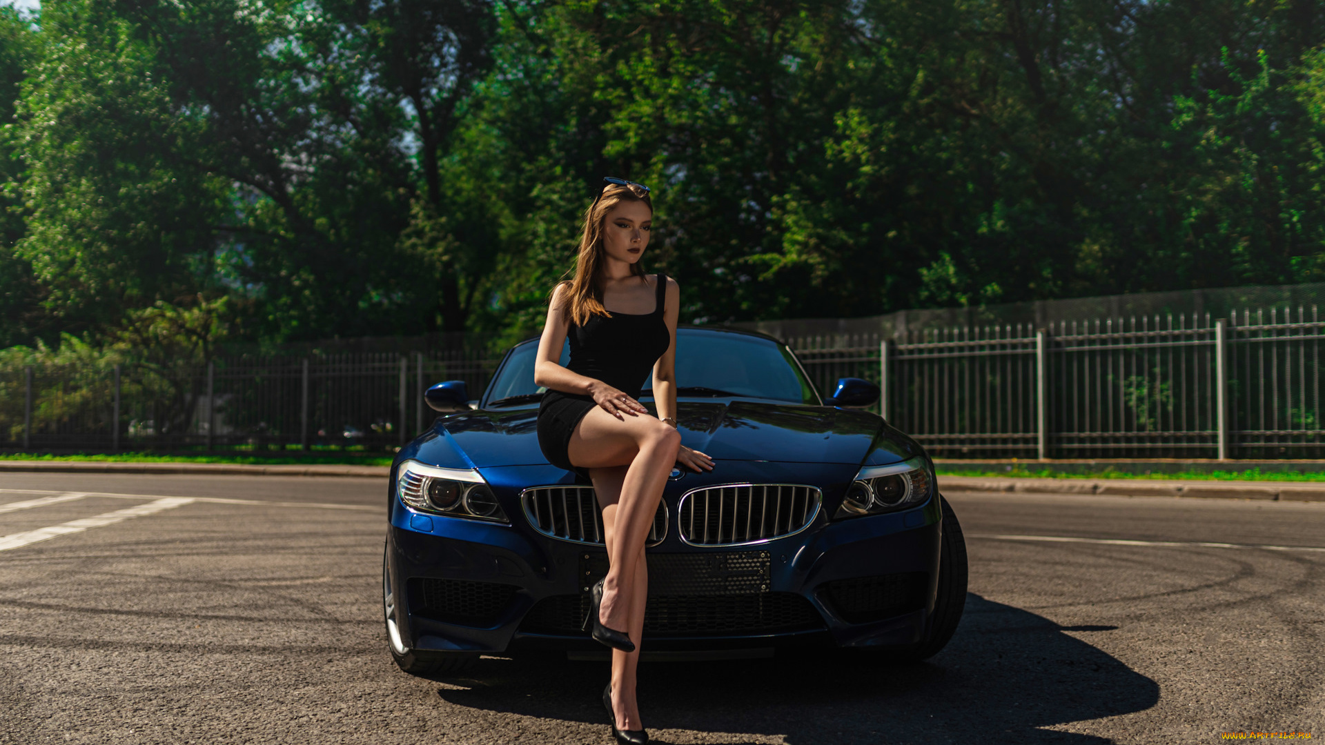 девушка, и, авто, автомобили, -авто, с, девушками, девушка, женщина, шатенка, темноволосая, сексуальная, модель, звезда, позирует, разная, обувь, верхняя, стильная, одежда, нижнее, эротическое, бельё, трусы, лифчик, колготки, чулки, аксессуары, макияж, и, множество, элементов, на, фотографии