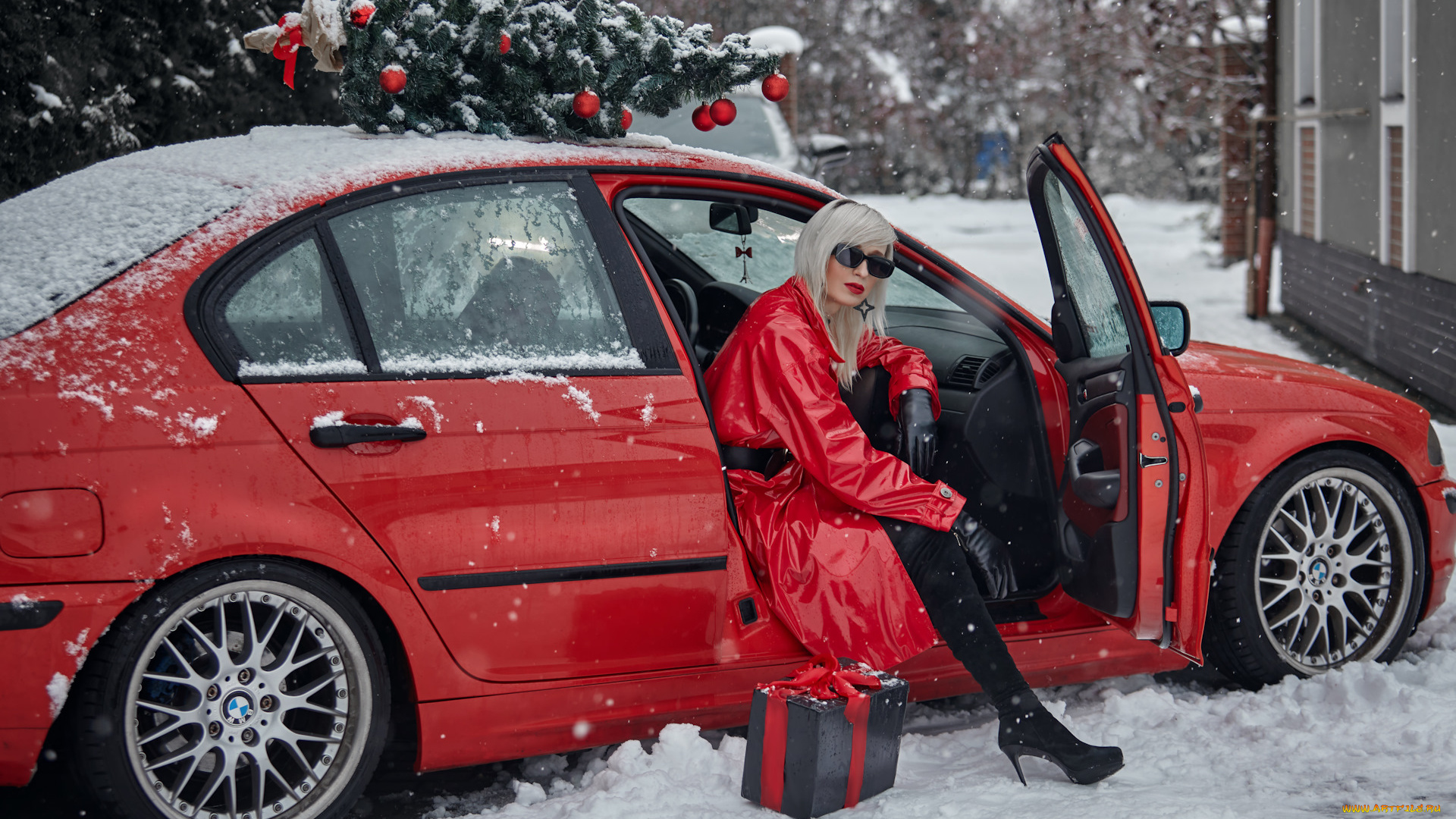 девушка, и, авто, автомобили, -авто, с, девушками, девушка, женщина, блондинка, светловолосая, сексуальная, модель, звезда, позирует, разная, обувь, верхняя, стильная, одежда, нижнее, эротическое, бельё, трусы, лифчик, колготки, чулки, аксессуары, макияж, и, множество, элементов, на, фотографии