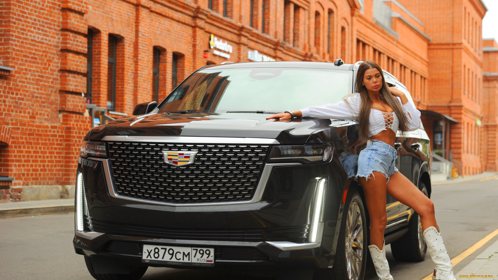 девушка, и, авто, автомобили, -авто, с, девушками, девушка, женщина, шатенка, темноволосая, сексуальная, модель, звезда, позирует, разная, обувь, верхняя, стильная, одежда, нижнее, эротическое, бельё, трусы, лифчик, колготки, чулки, аксессуары, макияж, и, множество, элементов, на, фотографии