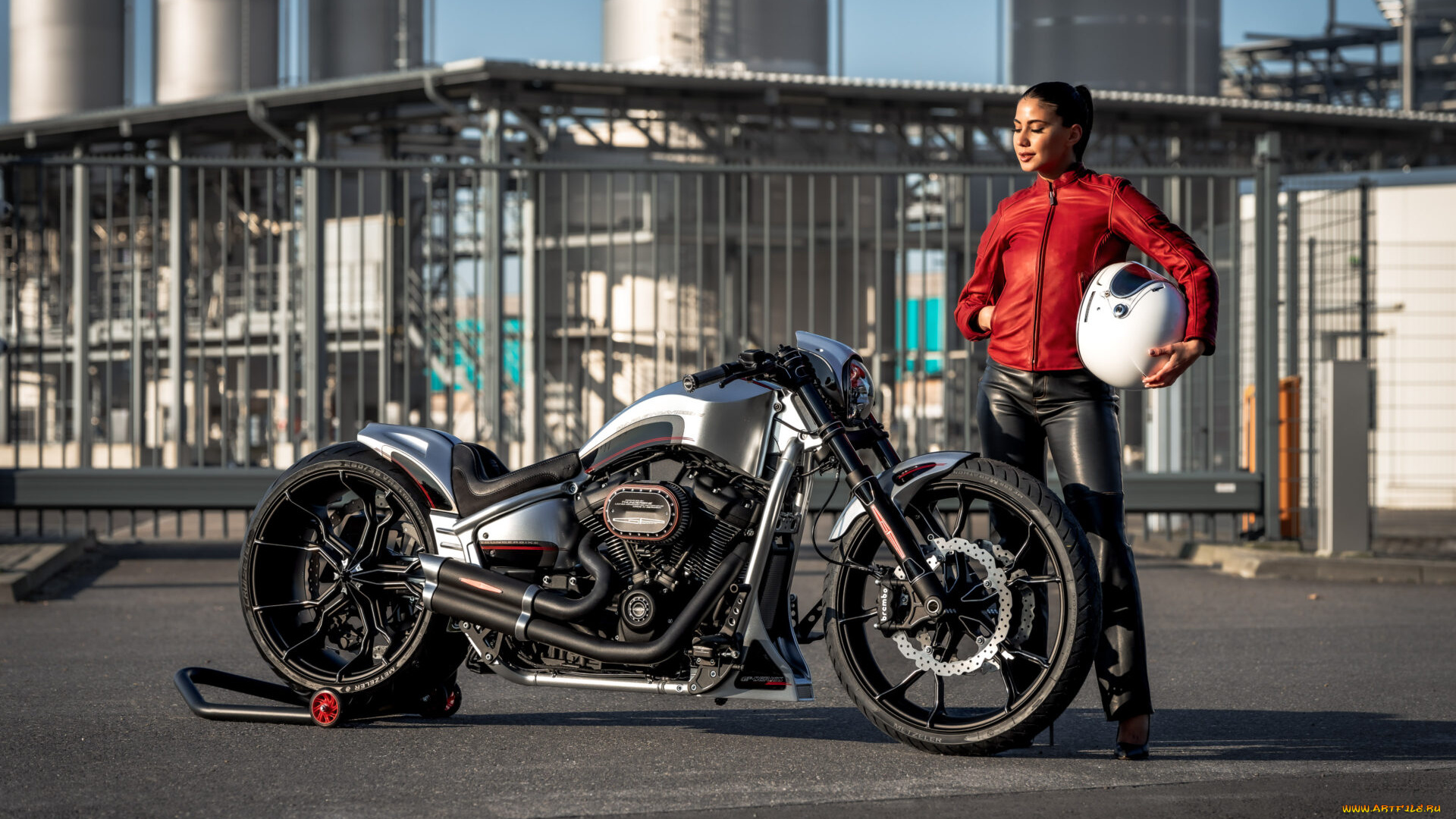 девушка, и, мотоцикл, мотоциклы, мото, с, девушкой, девушка, женщина, брюнетка, темноволосая, сексуальная, модель, звезда, позирует, разная, обувь, верхняя, стильная, одежда, нижнее, эротическое, бельё, трусы, лифчик, колготки, чулки, аксессуары, макияж, и, множество, элементов, на, фотографии