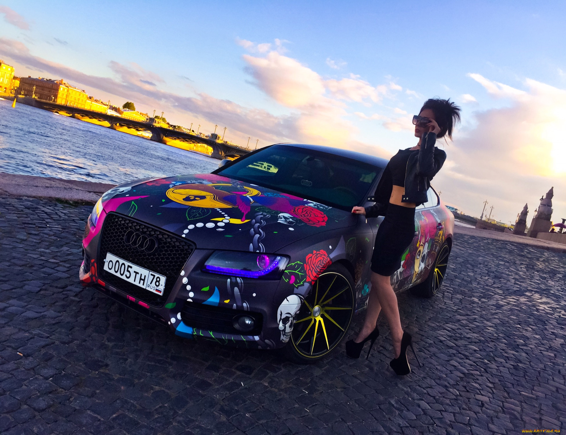 девушка, и, авто, автомобили, -авто, с, девушками, девушка, женщина, брюнетка, темноволосая, сексуальная, модель, звезда, позирует, разная, обувь, верхняя, стильная, одежда, нижнее, эротическое, бельё, трусы, лифчик, колготки, чулки, аксессуары, макияж, и, множество, элементов, на, фотографии