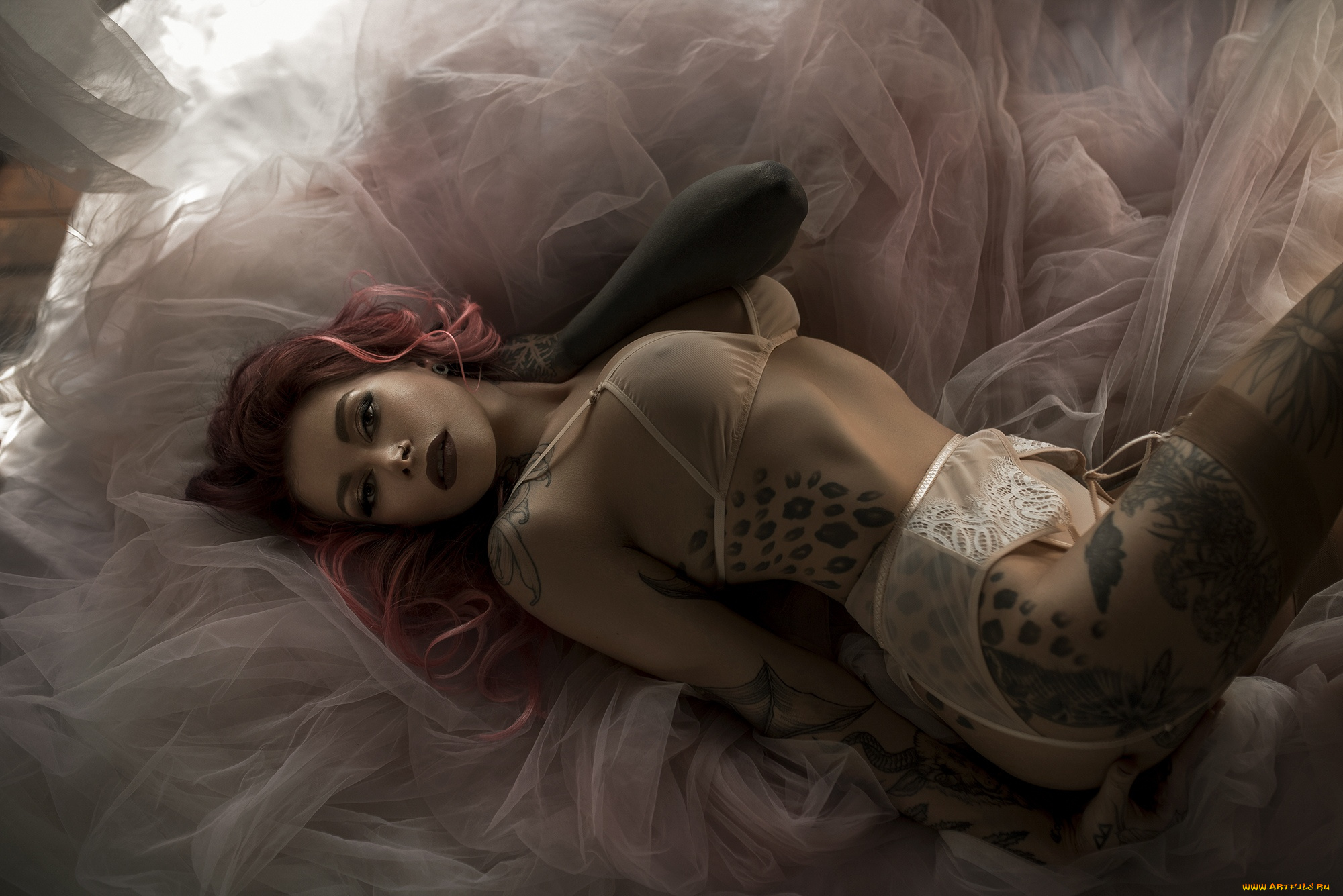 девушка, -, girl, девушки, -, рыжеволосые, и, разноцветные, девушка, женщина, разноцветная, сексуальная, модель, звезда, позирует, разная, обувь, верхняя, стильная, одежда, нижнее, эротическое, бельё, трусы, лифчик, аксессуары, макияж, колготки, чулки, и, множество, элементов, на, фотографии