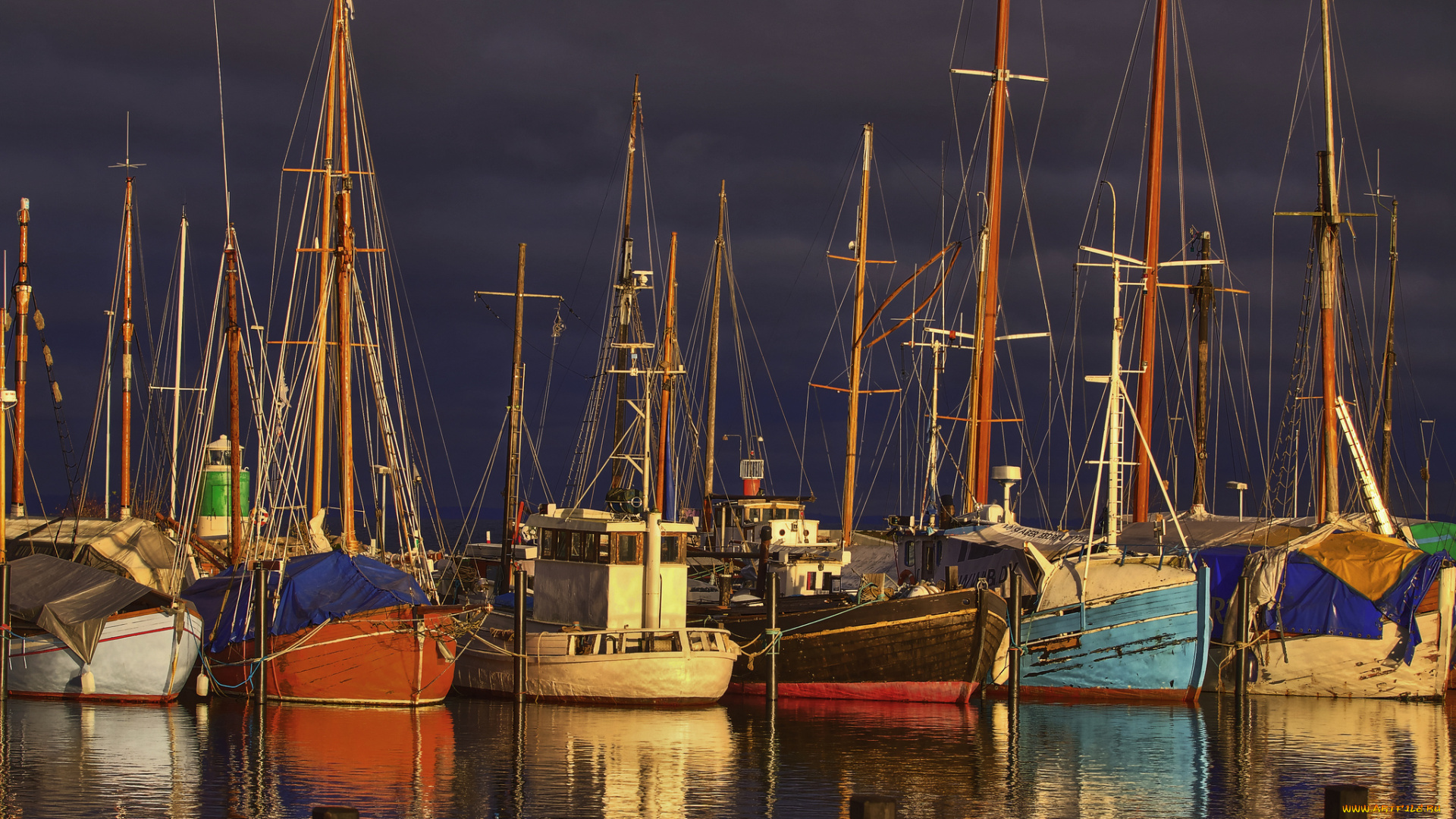 корабли, разные, вместе, причал, рыболовецкие, шхуны