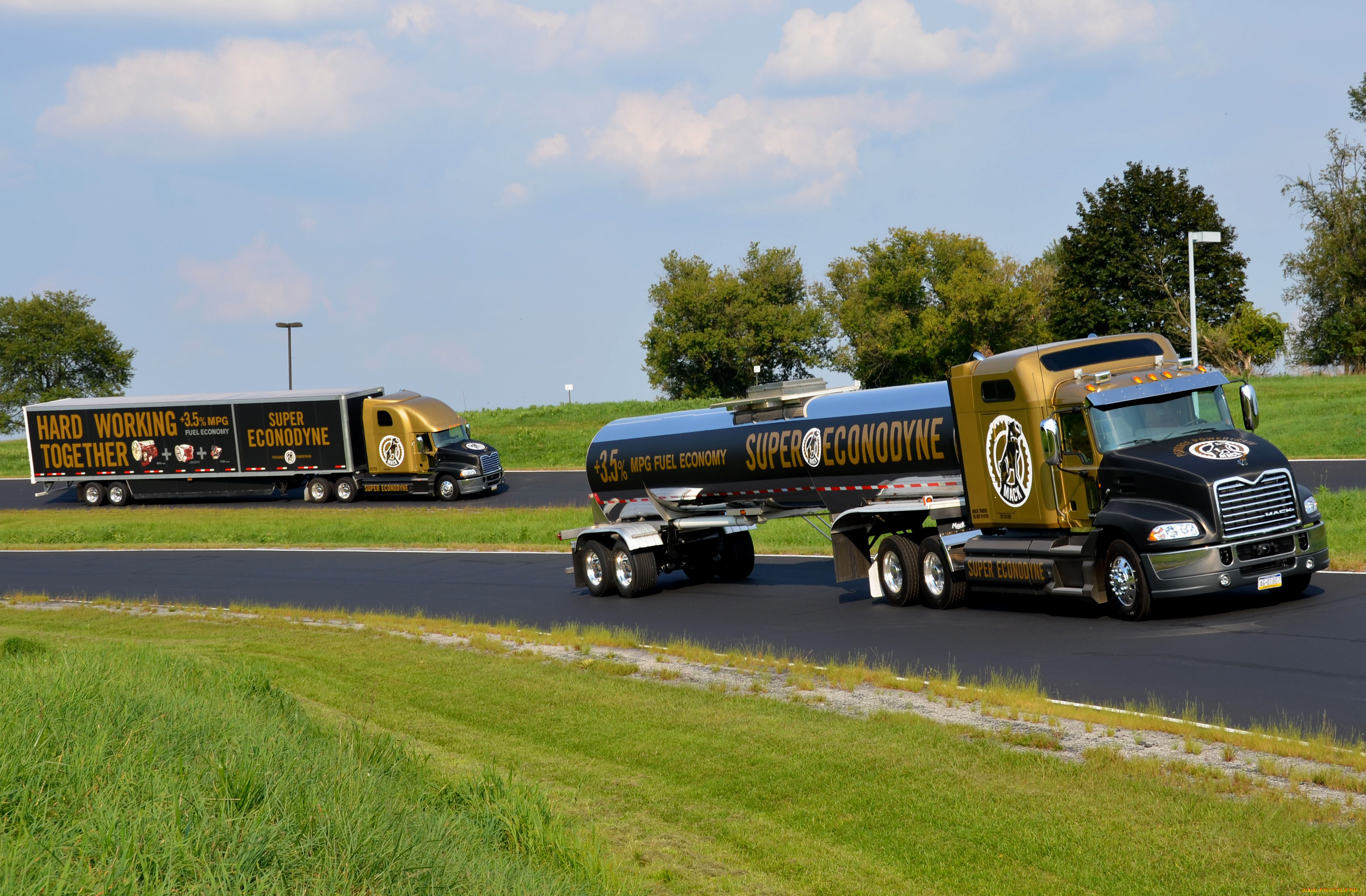 автомобили, mack, autotrain