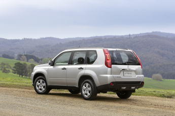 Картинка автомобили nissan datsun