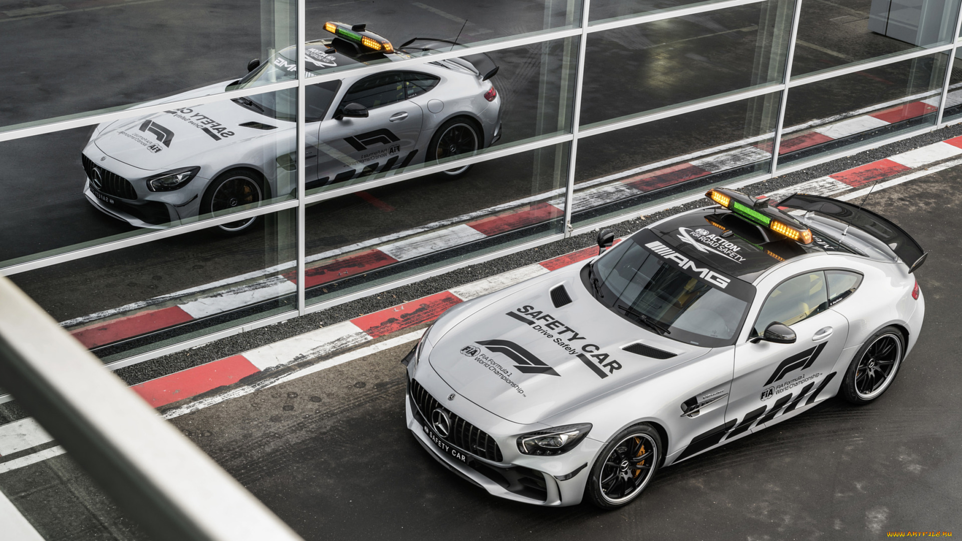 mercedes-benz, amg, gt-r, formula-1, safety, car, 2018, автомобили, полиция, amg, mercedes-benz, 2018, car, safety, formula-1, gt-r