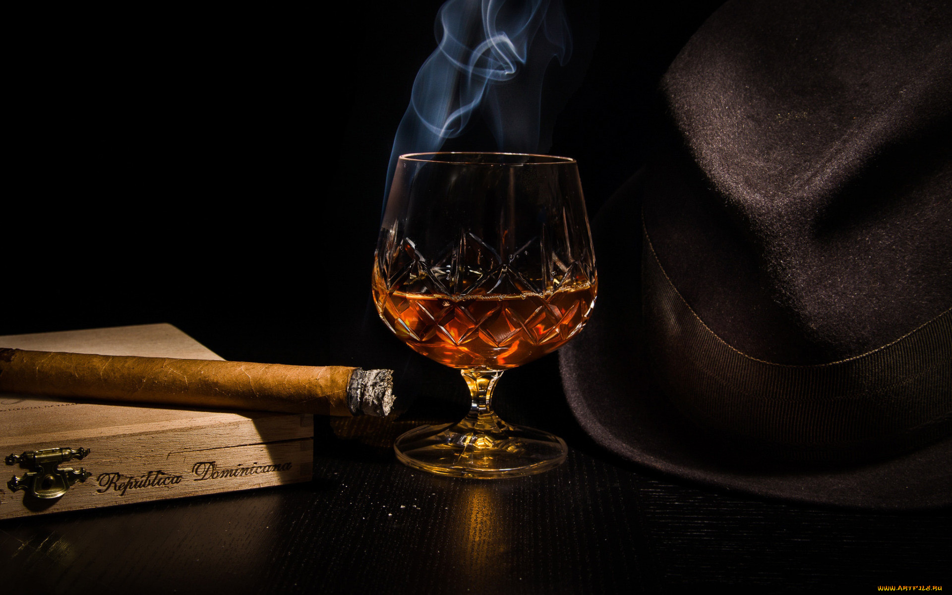 еда, напитки, коньяк, шляпа, сигара, дым