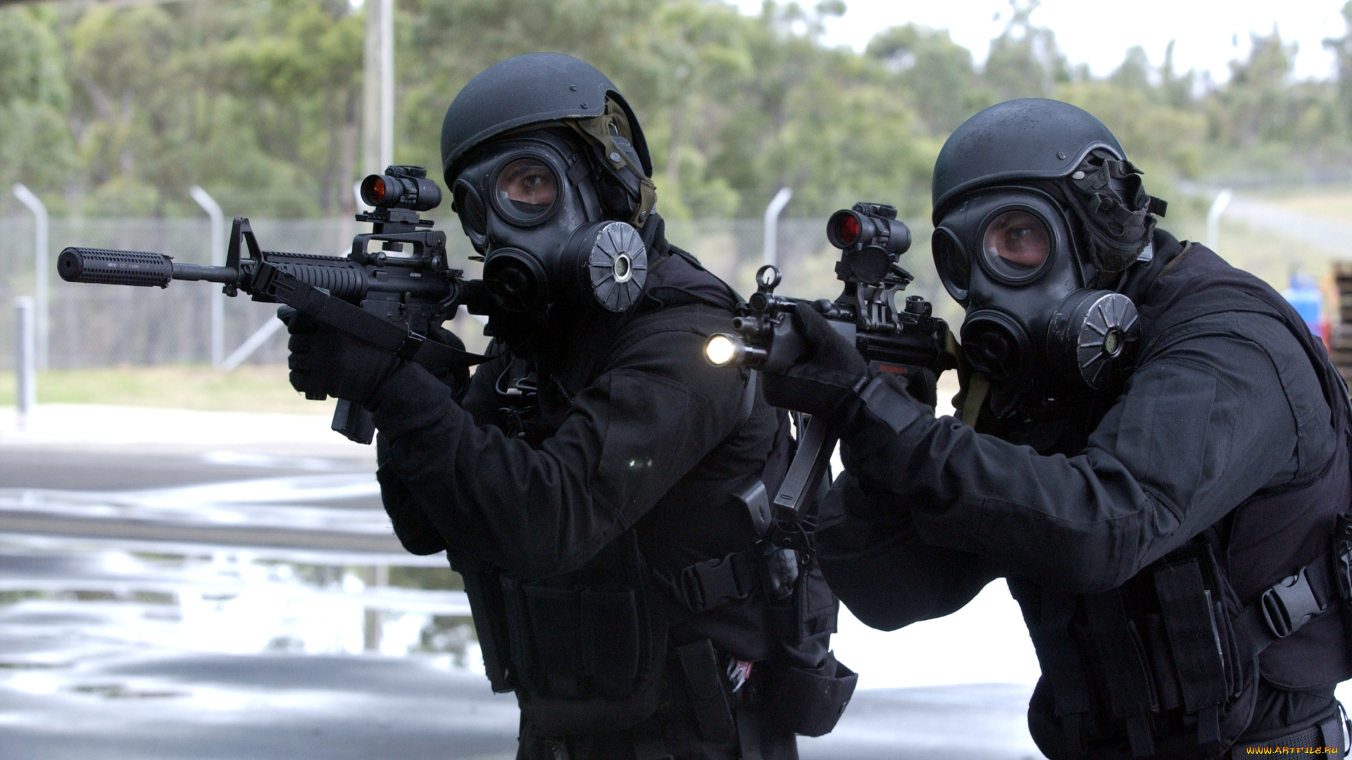 оружие, армия, спецназ, автоматы, противогазы