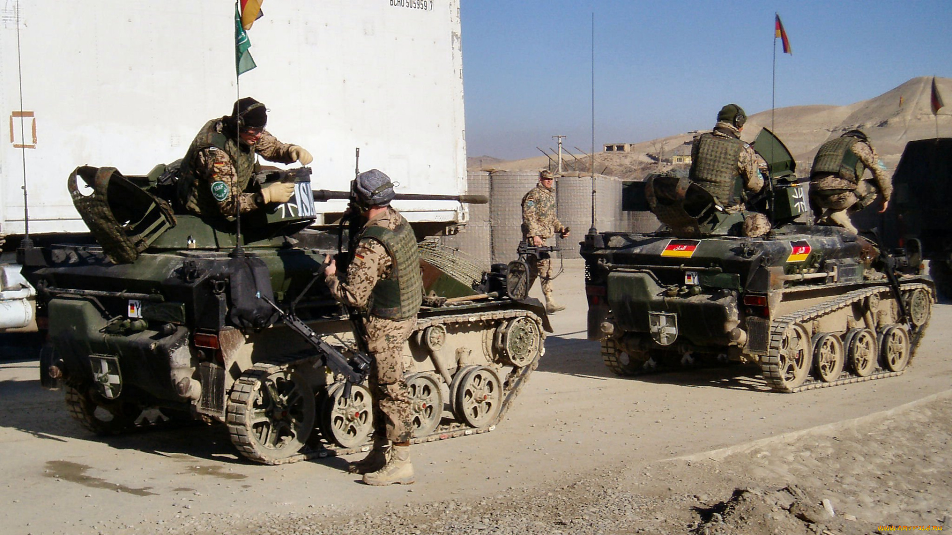 техника, военная, солдаты, мотоциклы