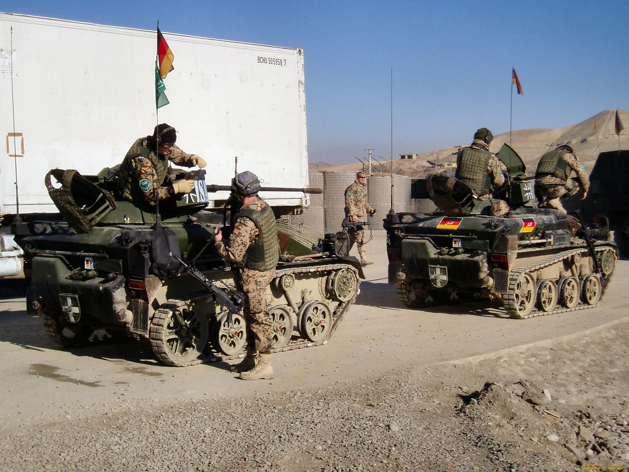 техника, военная, солдаты, мотоциклы