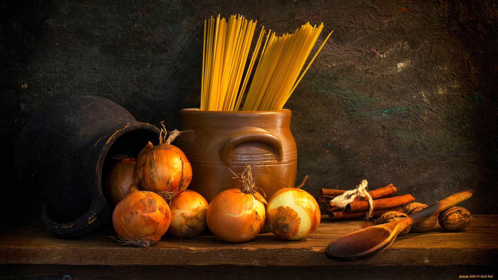 еда, натюрморт, кувшин, лук, спагетти, орехи