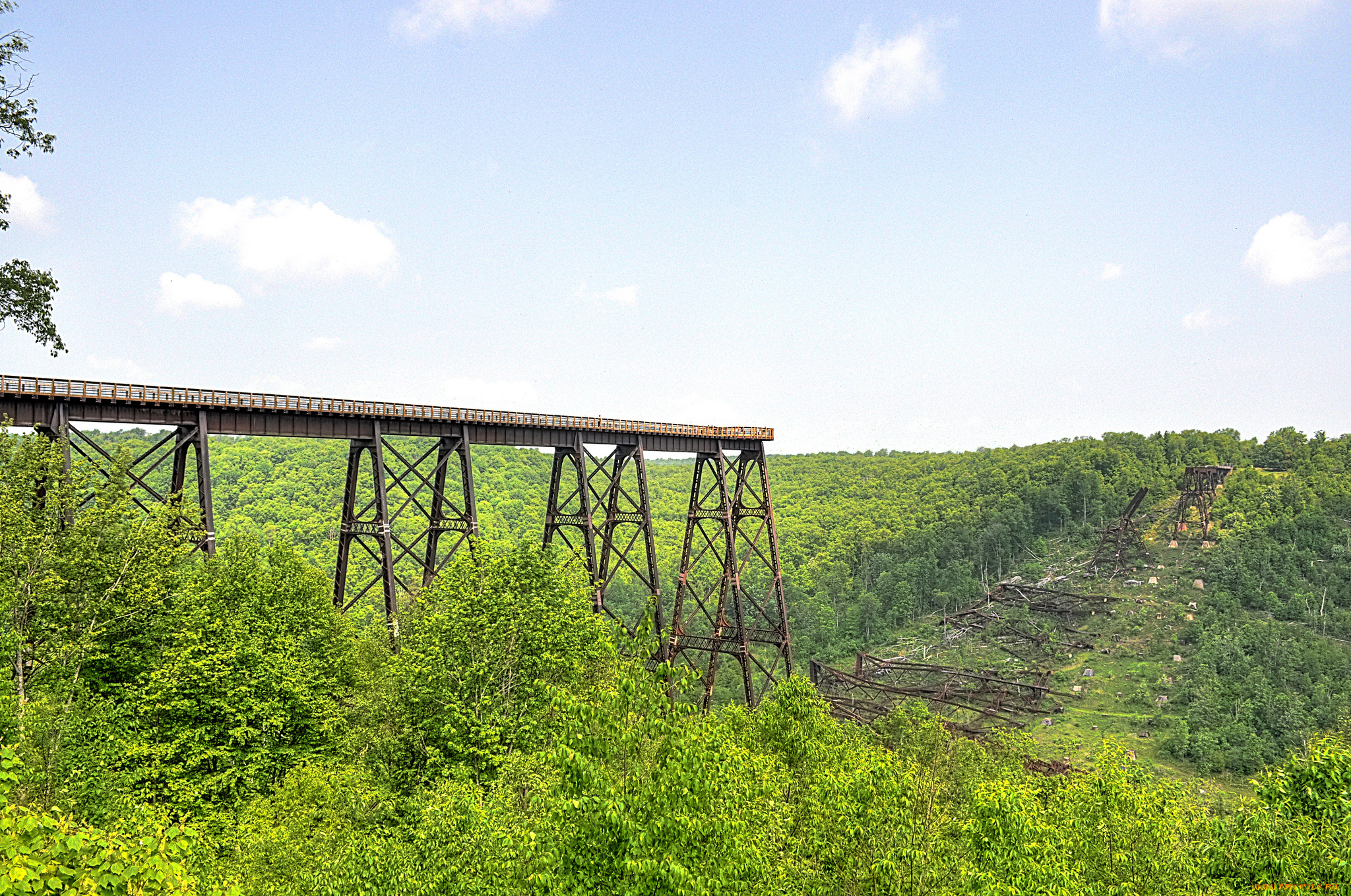 природа, стихия, лес, виадук, обломки, торнадо