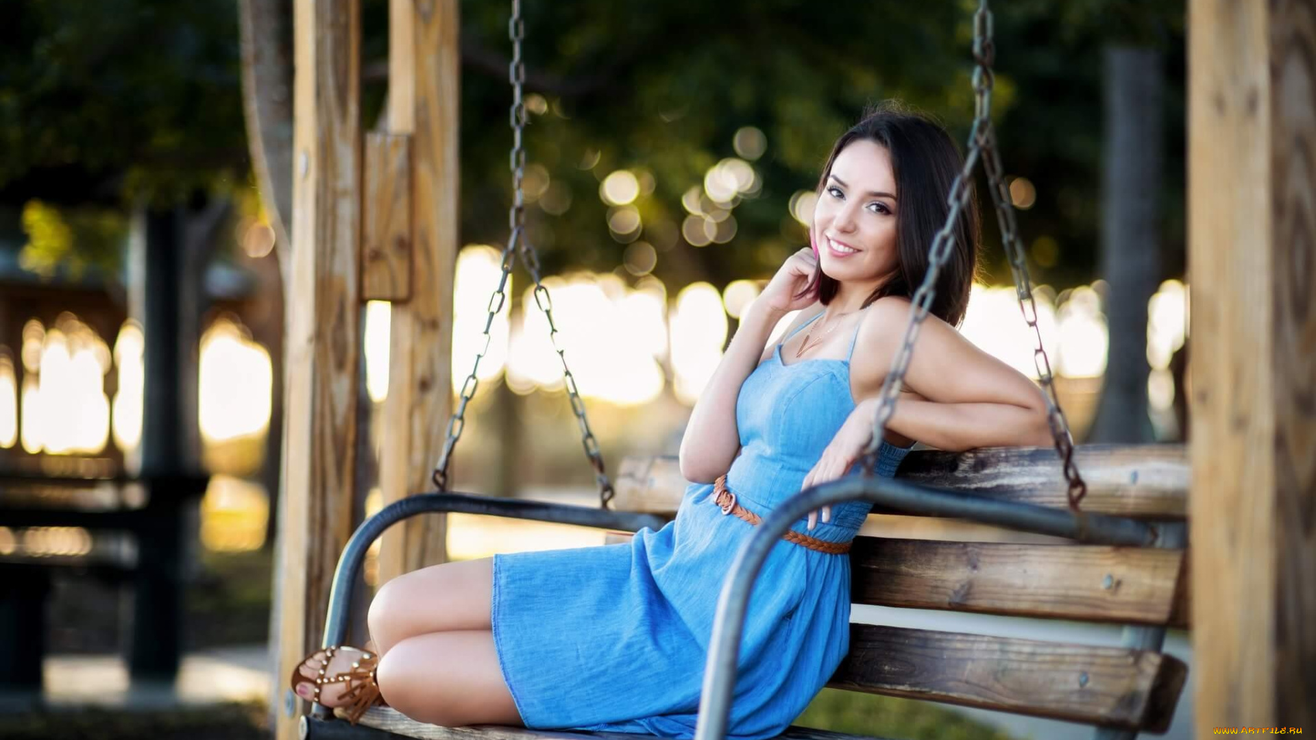 девушки, -unsort, , брюнетки, темноволосые, улыбка, качели, сарафан, брюнетка