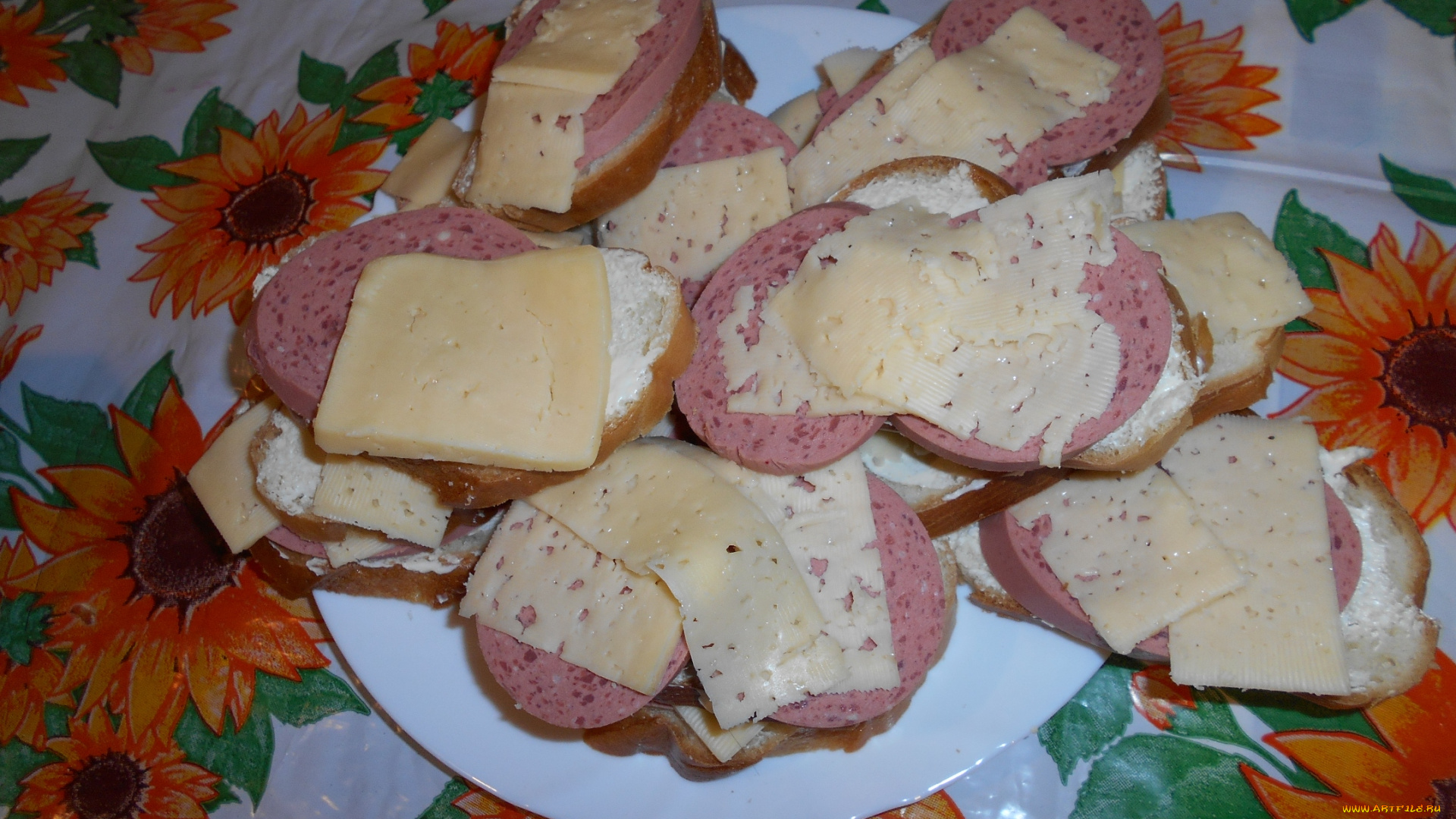 еда, бутерброды, , гамбургеры, , канапе, колбаса, хлеб, сыр