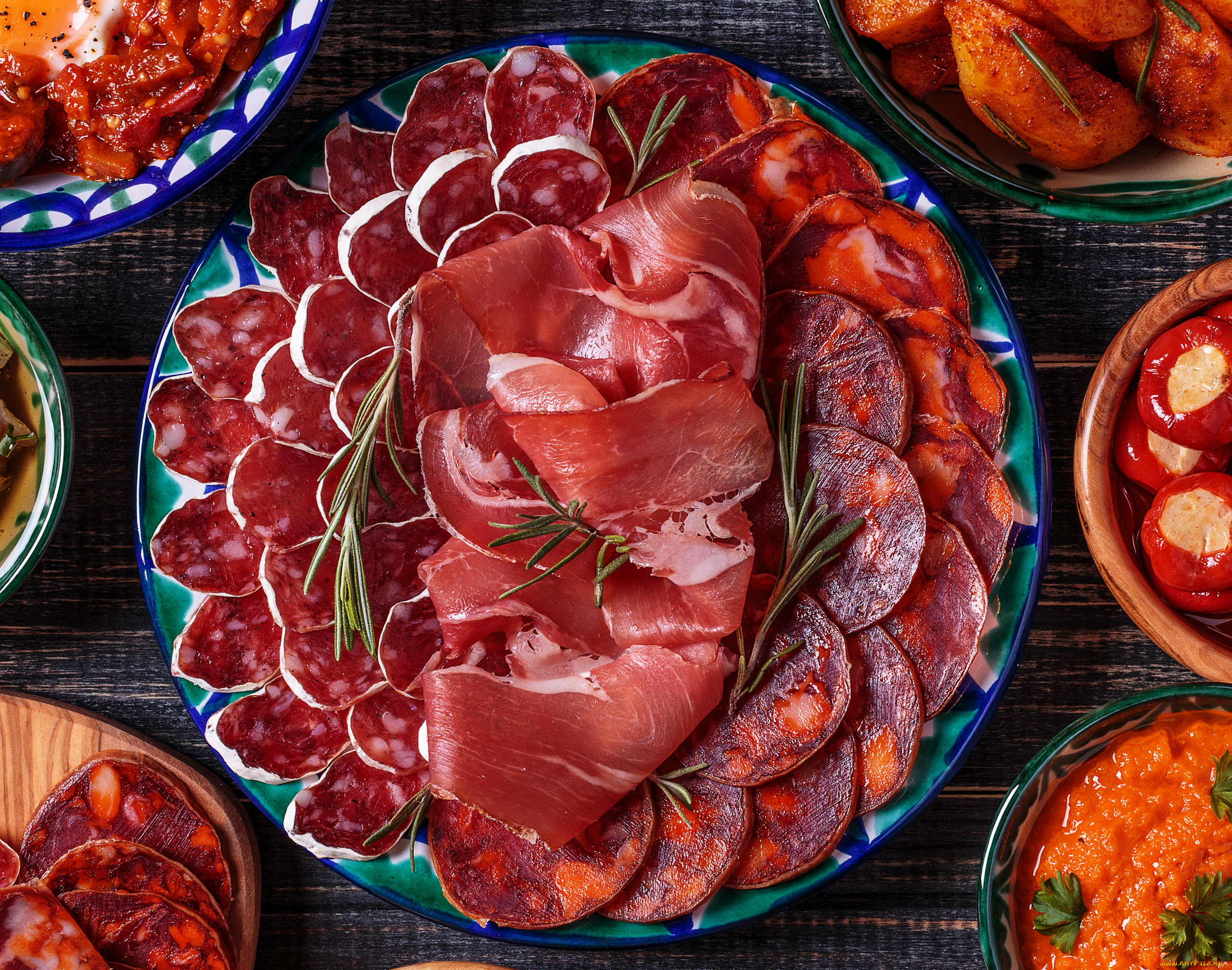 еда, колбасные, изделия, розмарин, ветчина, колбаса, копченая, ассорти