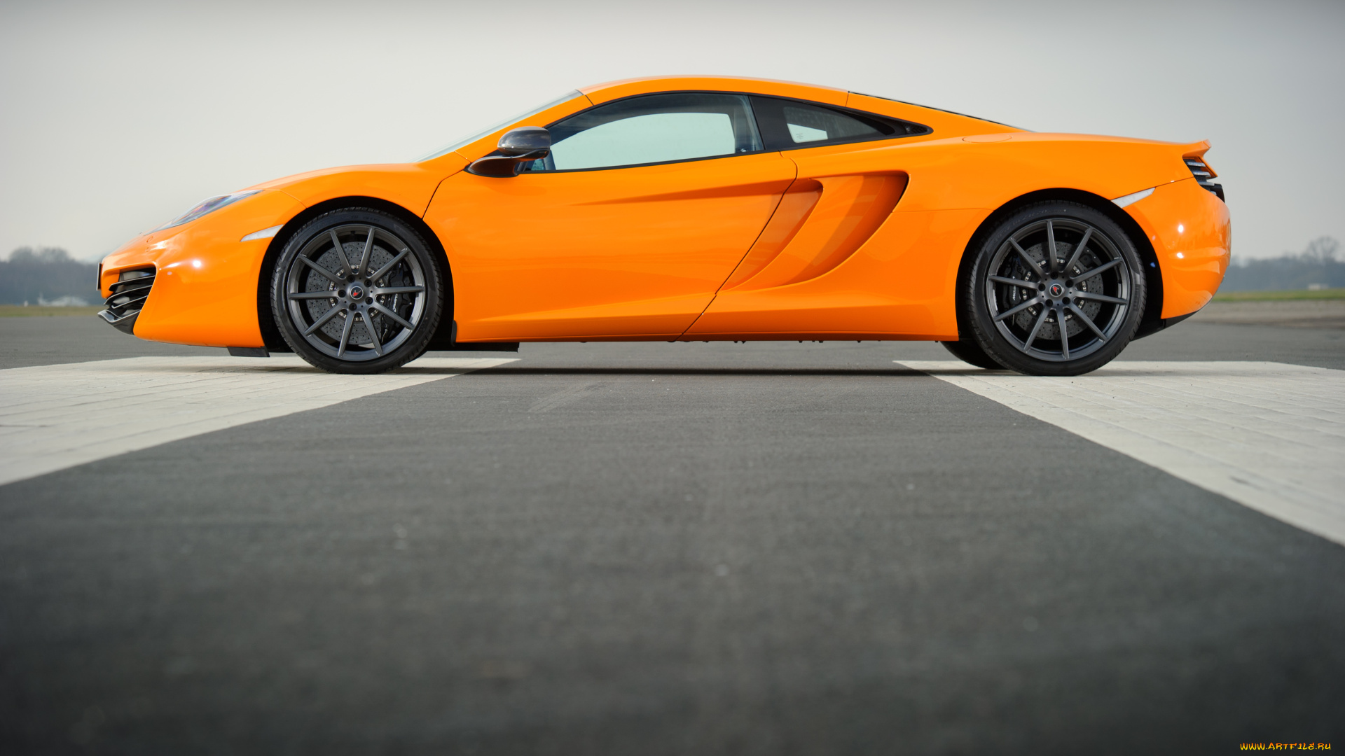 автомобили, mclaren