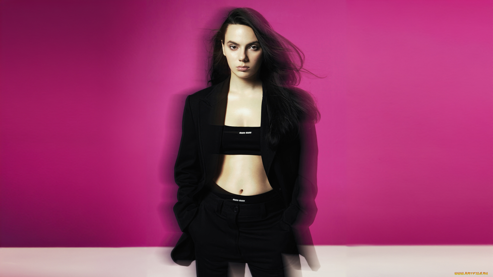 dafne, keen, country, and, town, house, 2024, девушки, dafne, keen, дафни, мария, кин, фернандес, мoлoдая, актриса, журнал, country, and, town, house