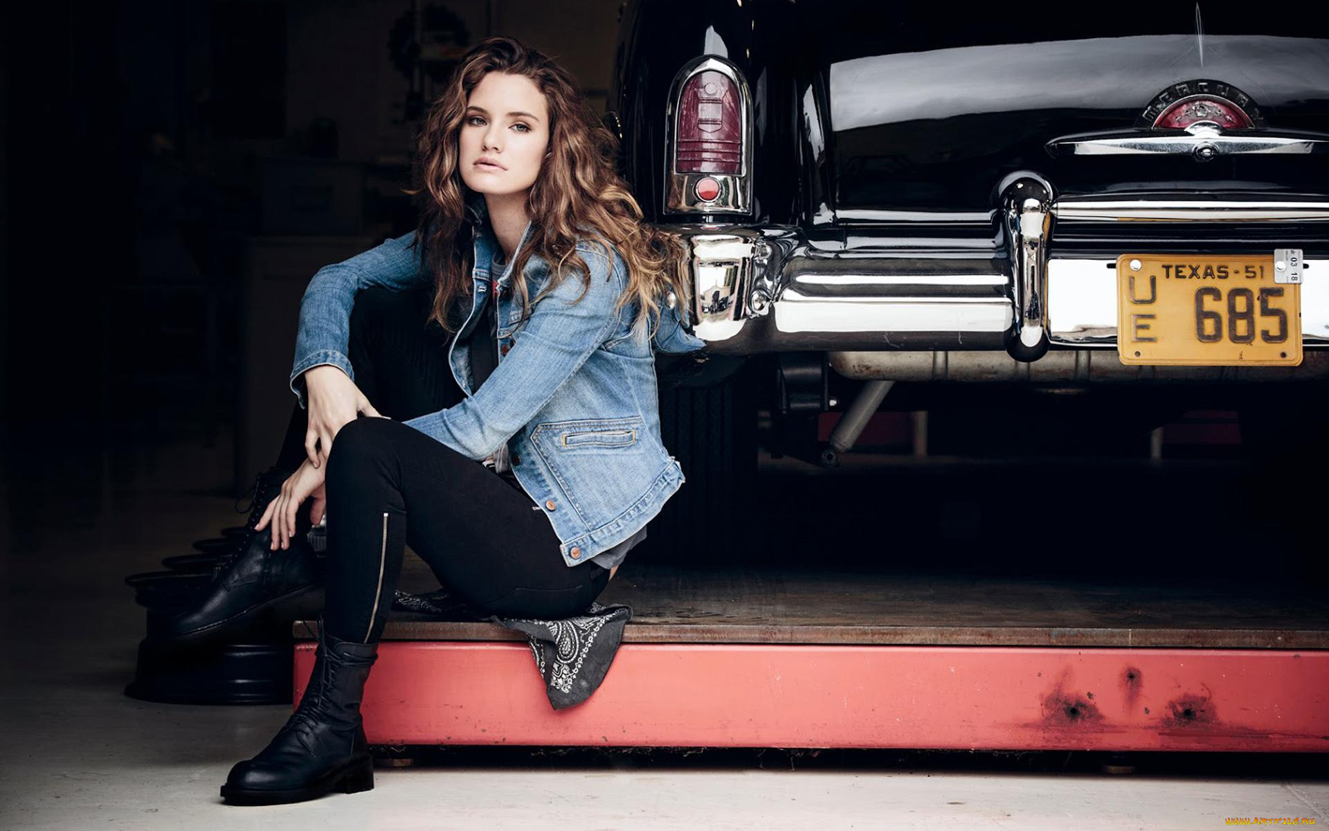 девушки, sam, perry, шатенка, жакет, штаны, ботинки, машина