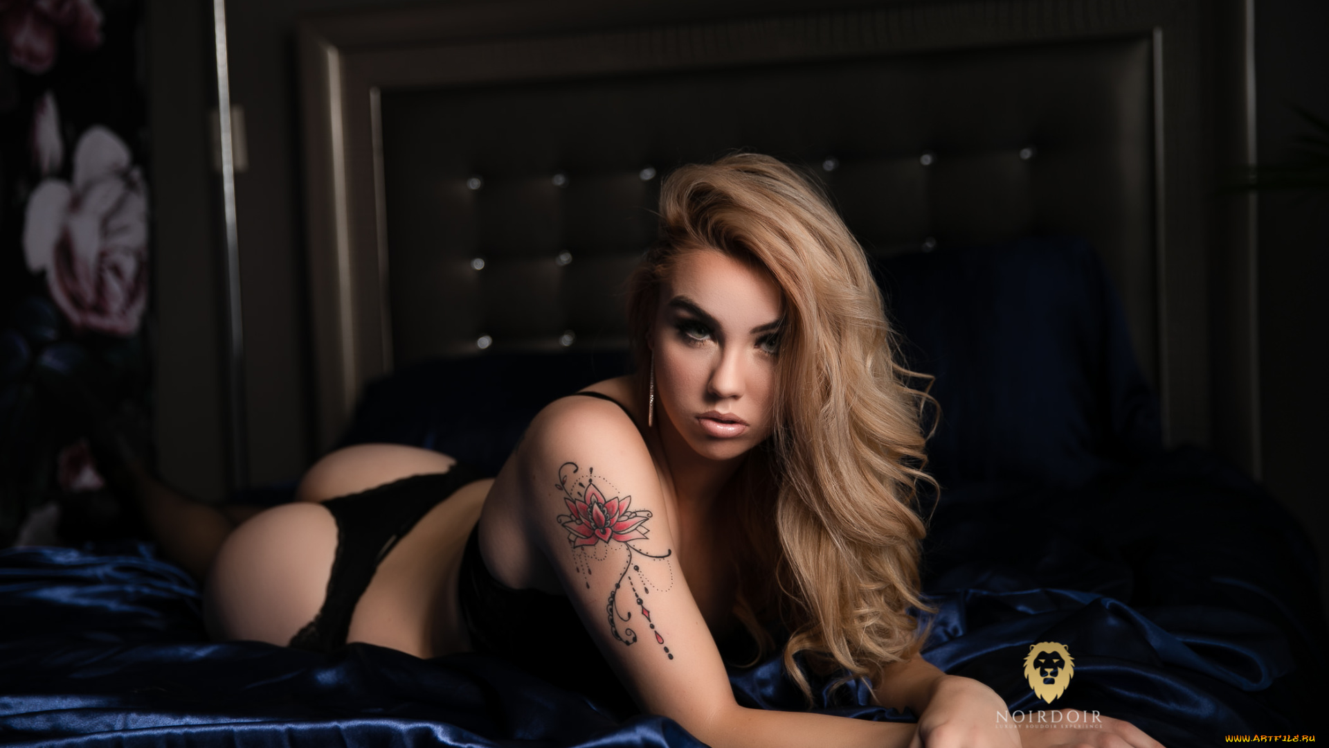 девушка, -, girl, девушки, -, блондинки, , светловолосые, девушка, женщина, блондинка, светловолосая, сексуальная, модель, звезда, позирует, разная, обувь, верхняя, стильная, одежда, нижнее, эротическое, бельё, трусы, лифчик, колготки, чулки, аксессуары, макияж, и, множество, элементов, на, фотографии