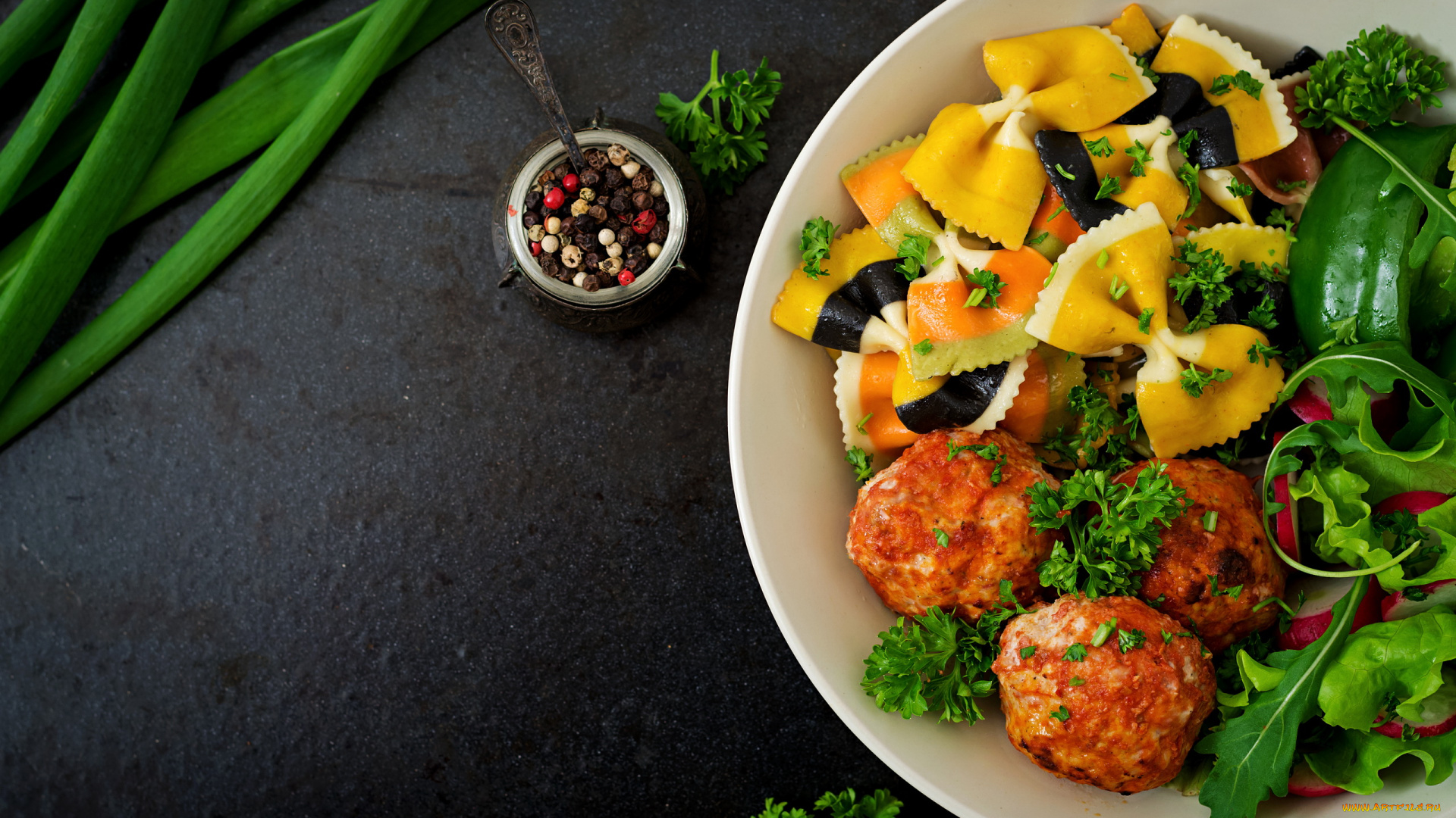 еда, макароны, , макаронные, блюда, паста, бантики, овощи, тефтели