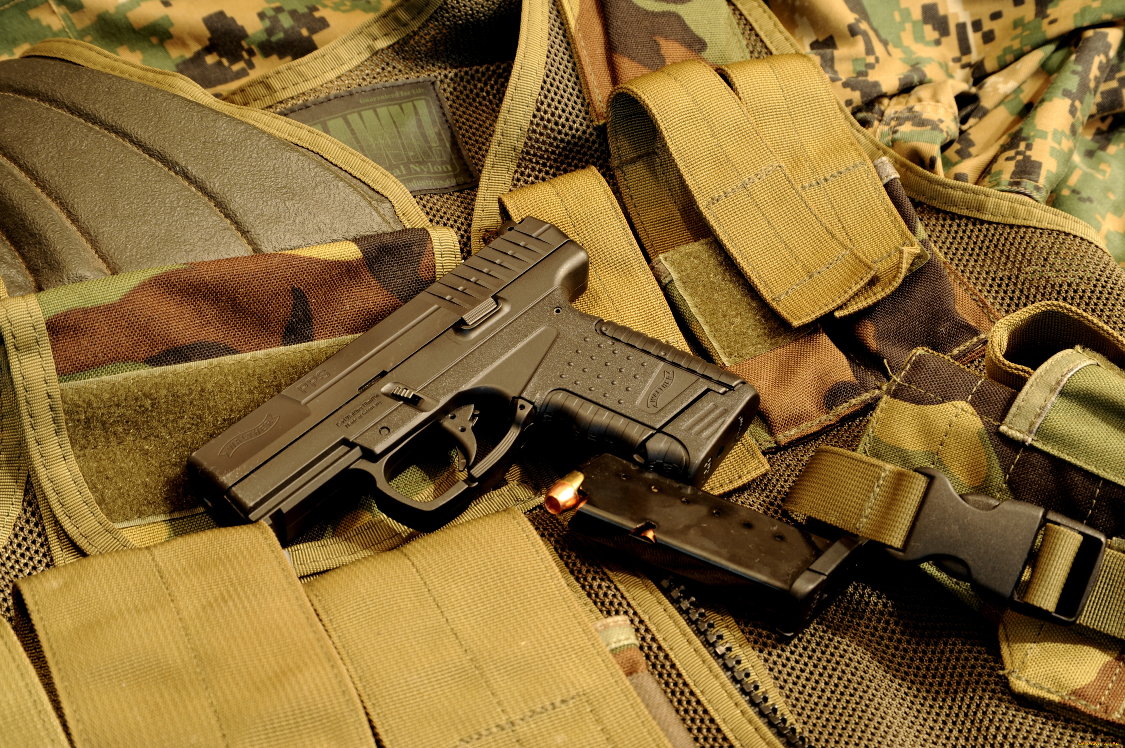 оружие, пистолеты, камуфляж, пистолет