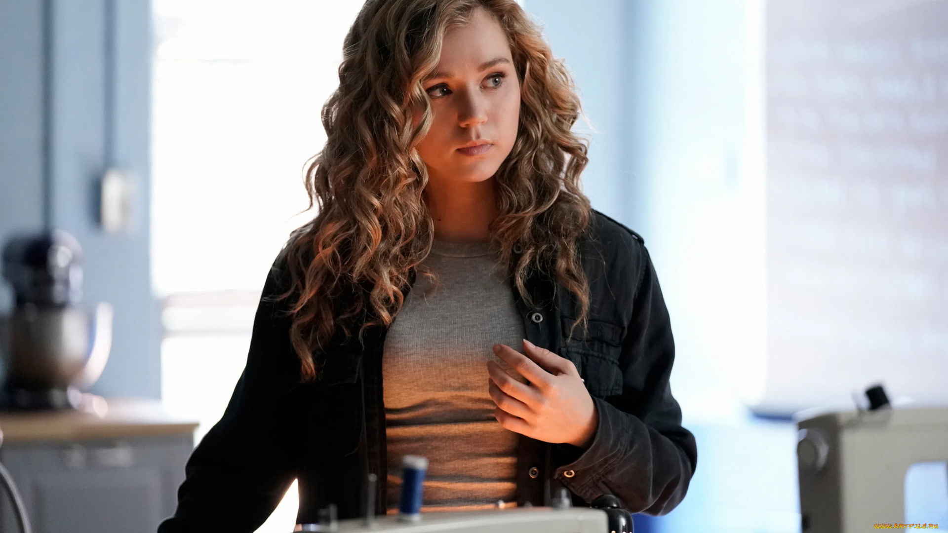 stargirl, , сериал, 2020, –, , кино, фильмы, stargirl, courtney, whitmore, brec, bassinger, кадры, из, фильма, сериал, фантастика, фэнтези, боевик, драма, криминал