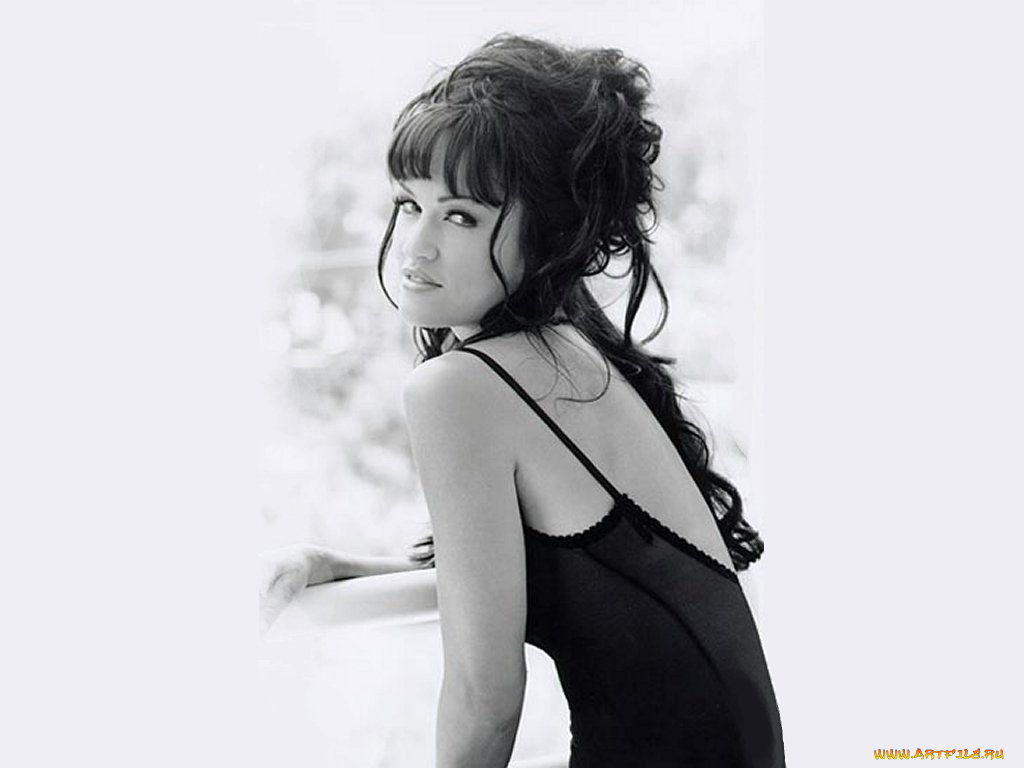 _Unsort, -НЕ, ВЫБИРАТЬ, , , девушки, не, выбирать, плечо, спина, черно-белая, прическа, взгляд