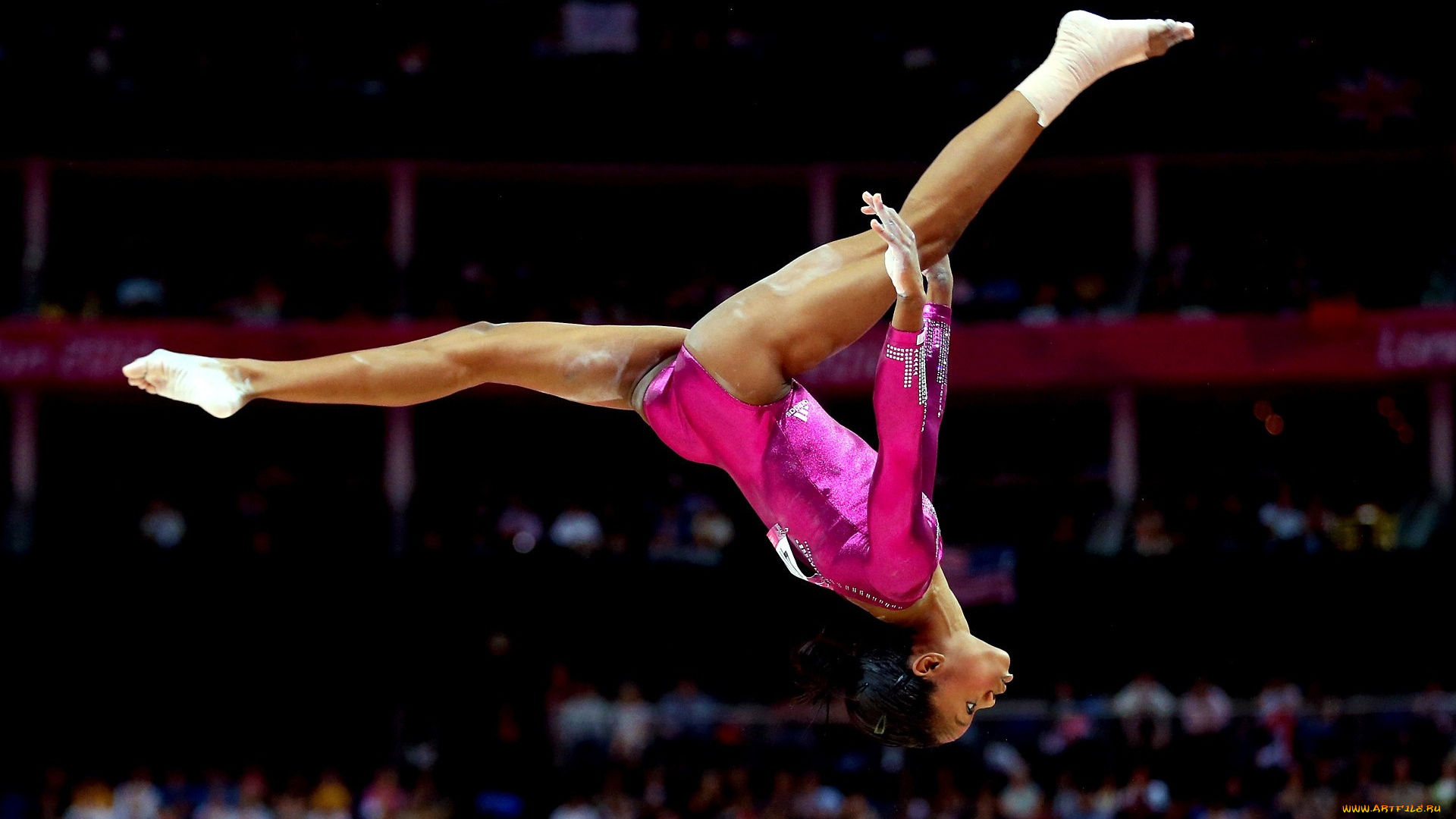 gabrielle, douglas, спорт, гимнастика, прыжок, шпагат, гимнастка