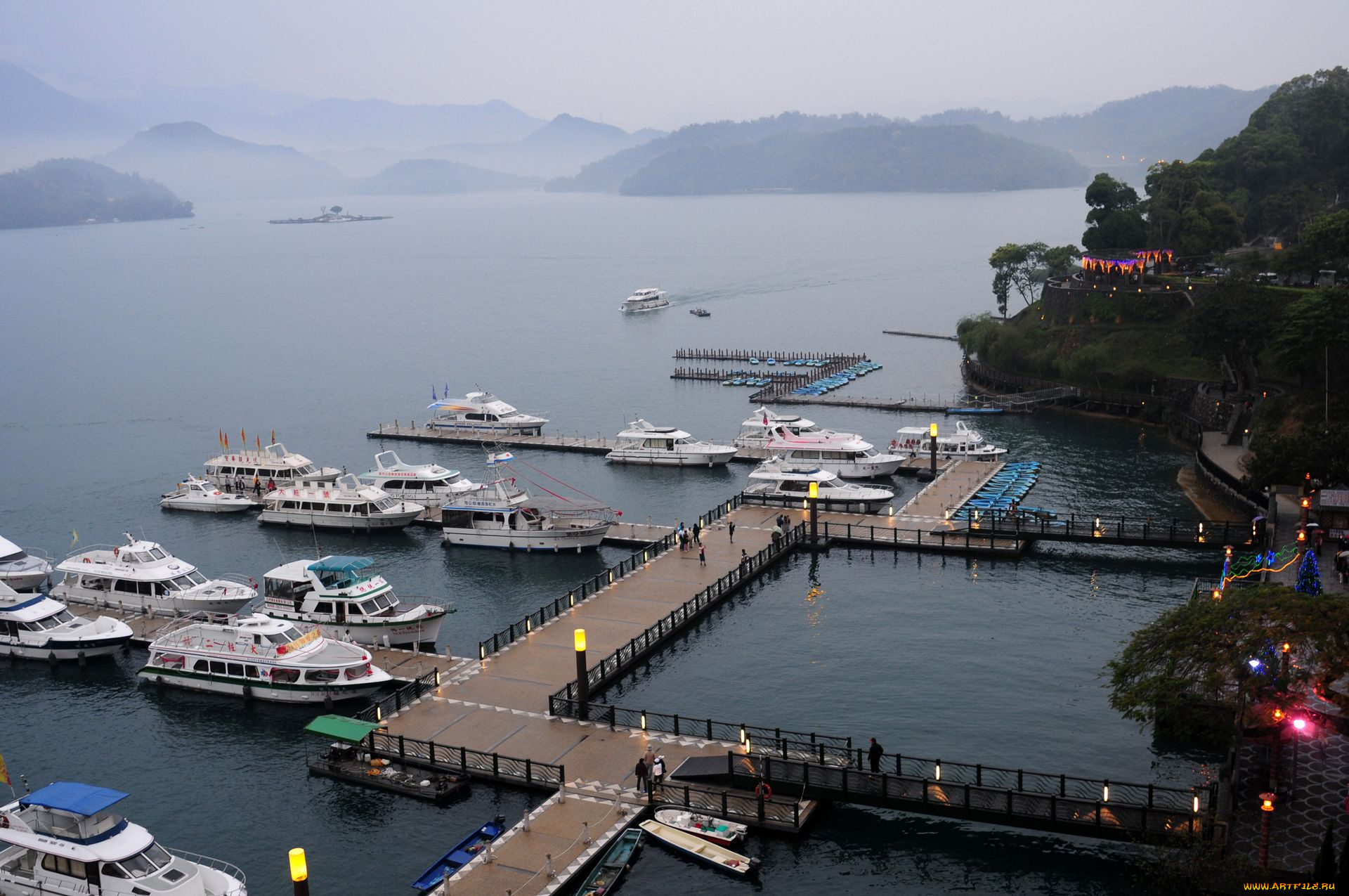 корабли, порты, причалы, лодки