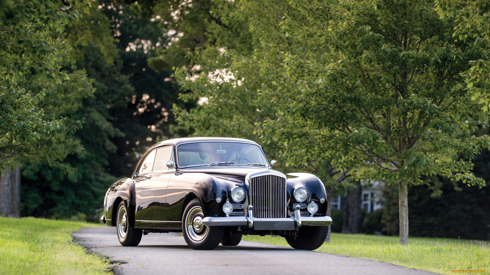 автомобили, bentley