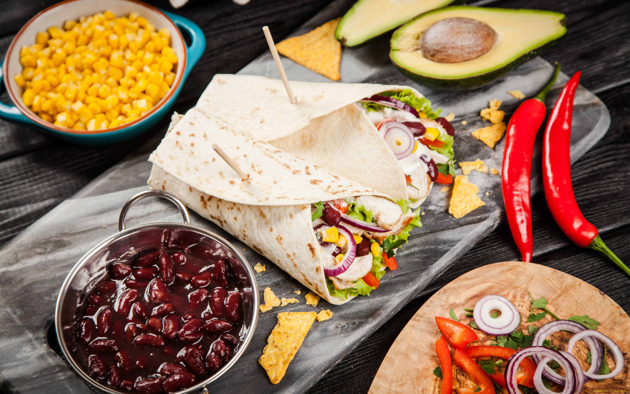 еда, разное, авокадо, перец, салат, фасоль, кукуруза, такос