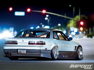 Картинка автомобили nissan datsun