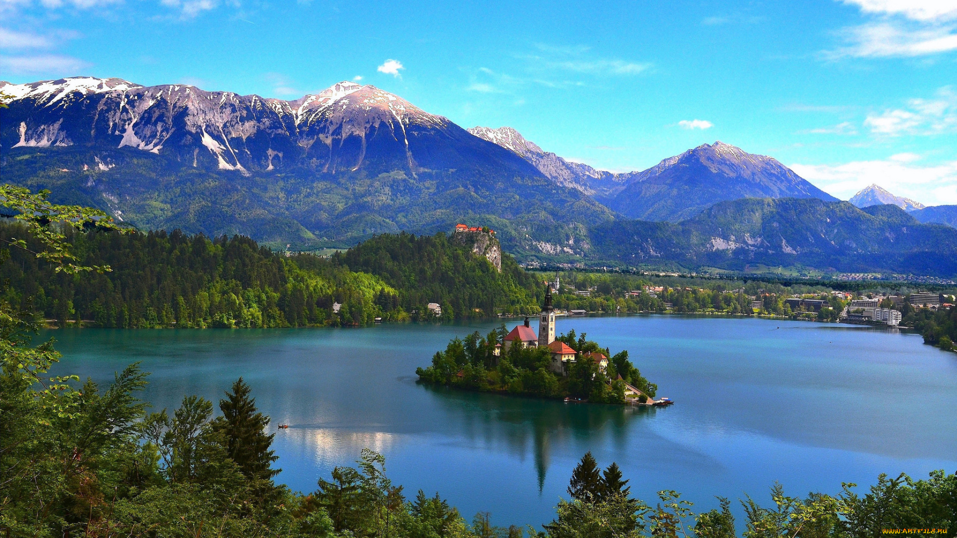 города, -, католические, соборы, , костелы, , аббатства, озеро, блед, словения, горы, церковь, дома, деревья, остров